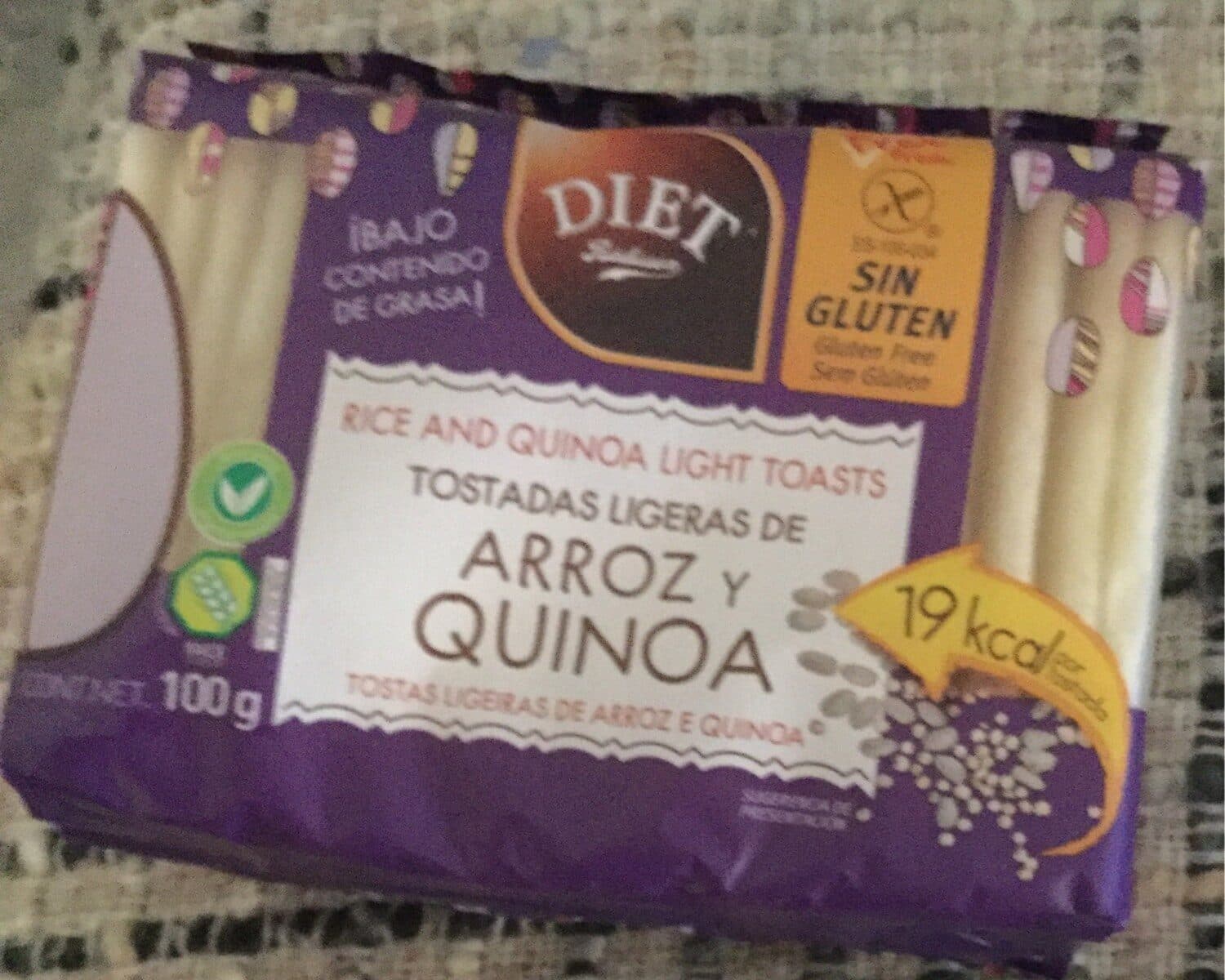 Tostadas ligeras de arroz y quinoa packshot
