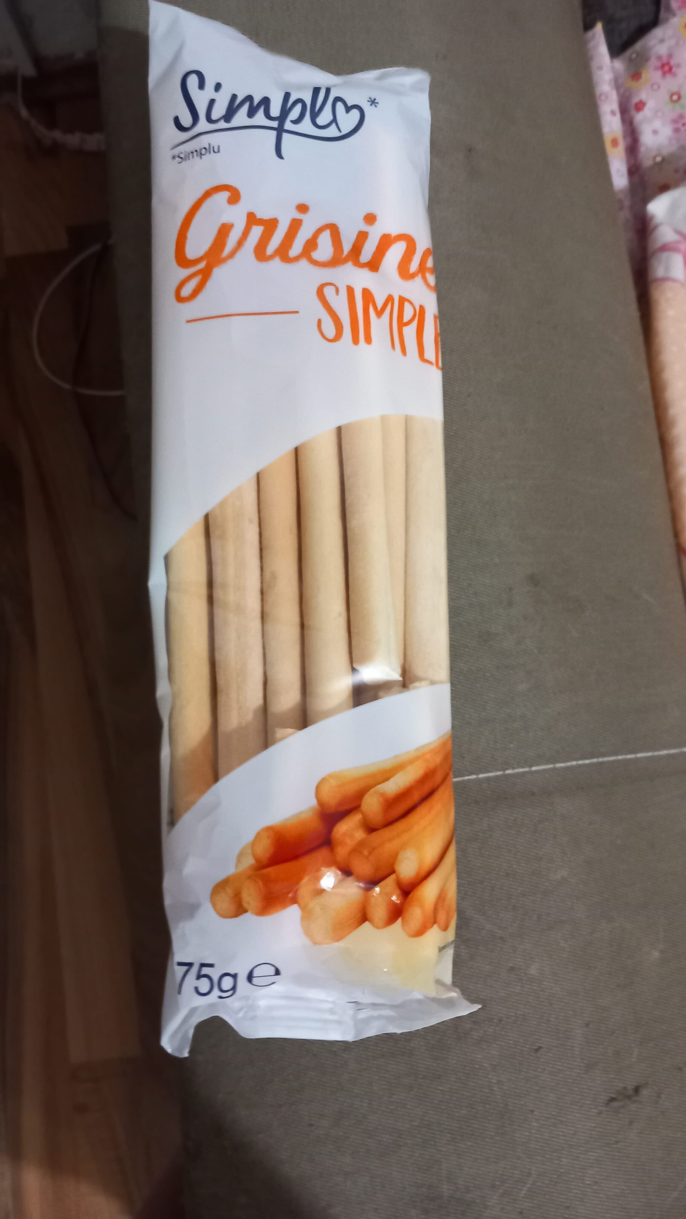 simplu grisine simple packshot
