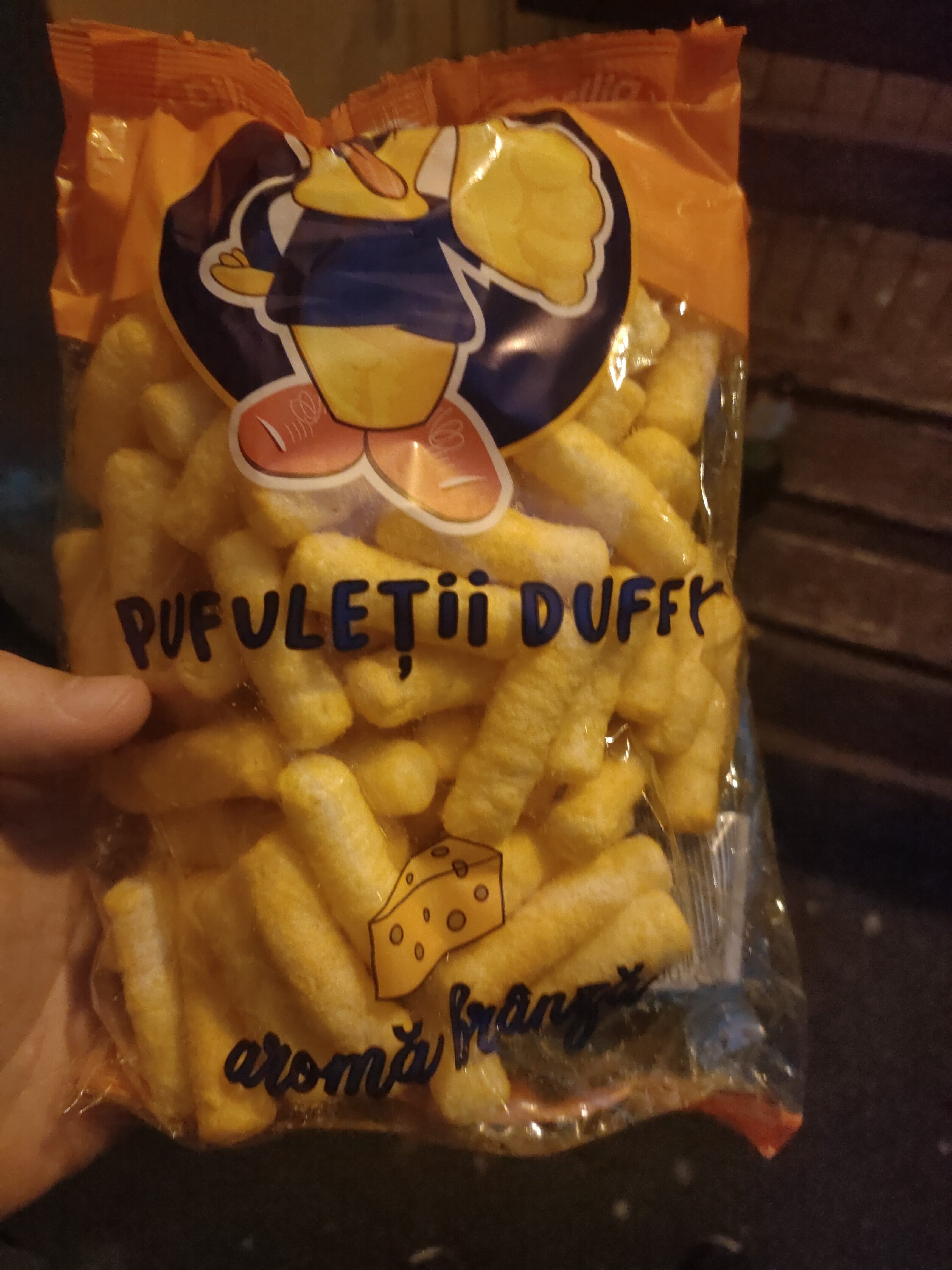 aprilia pufuleti duffy cu cascaval product packshot