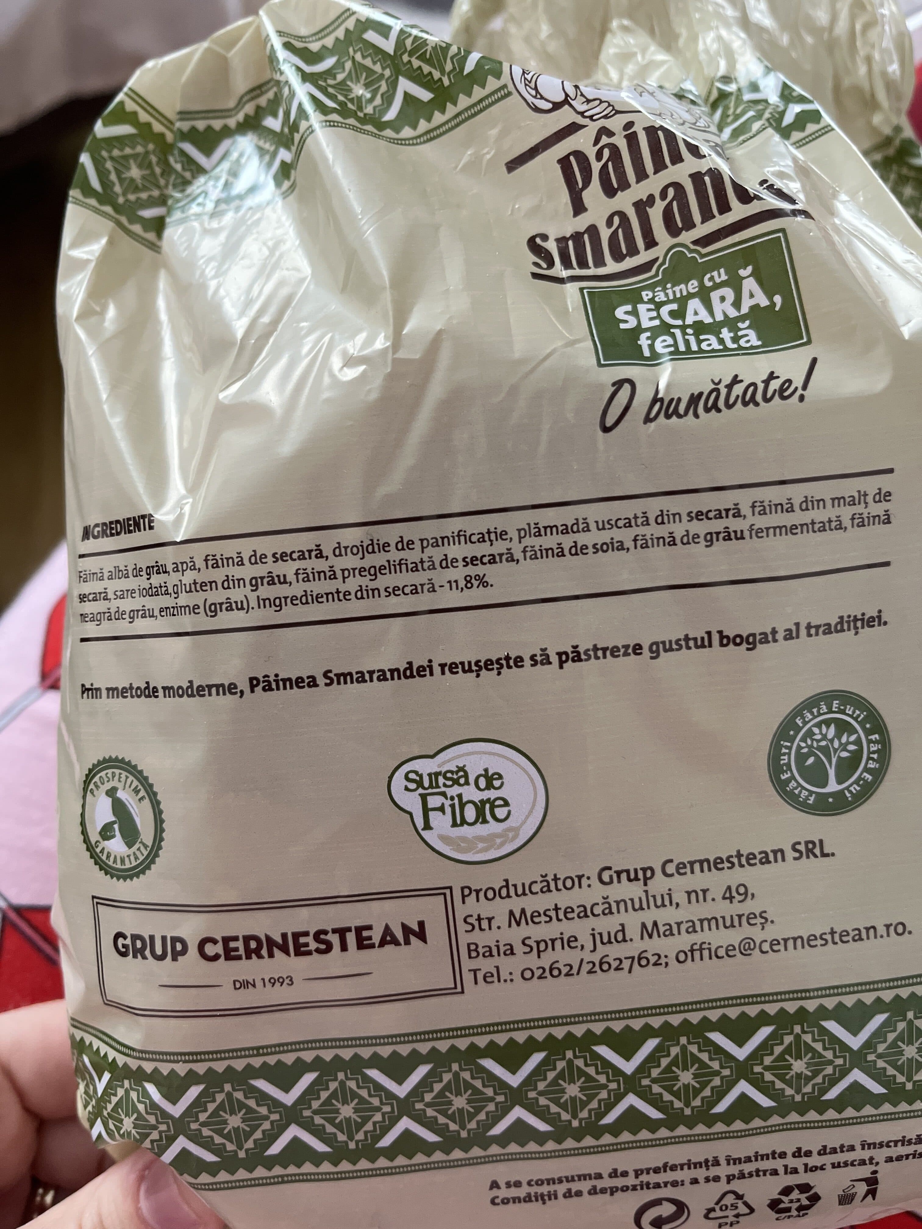 grup Cerneștean pâinea Smarandei packshot
