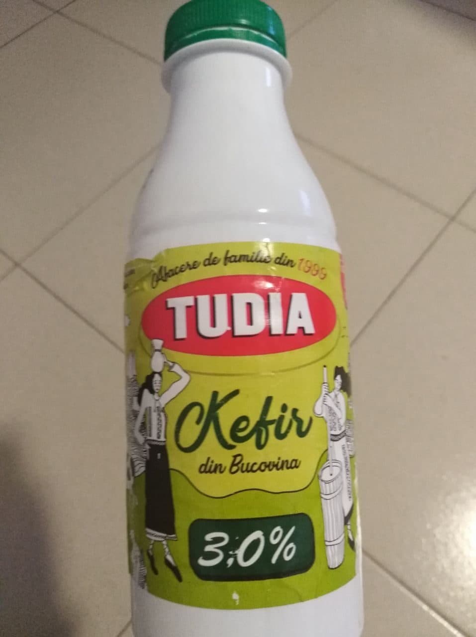 Tudia Kefir packshot
