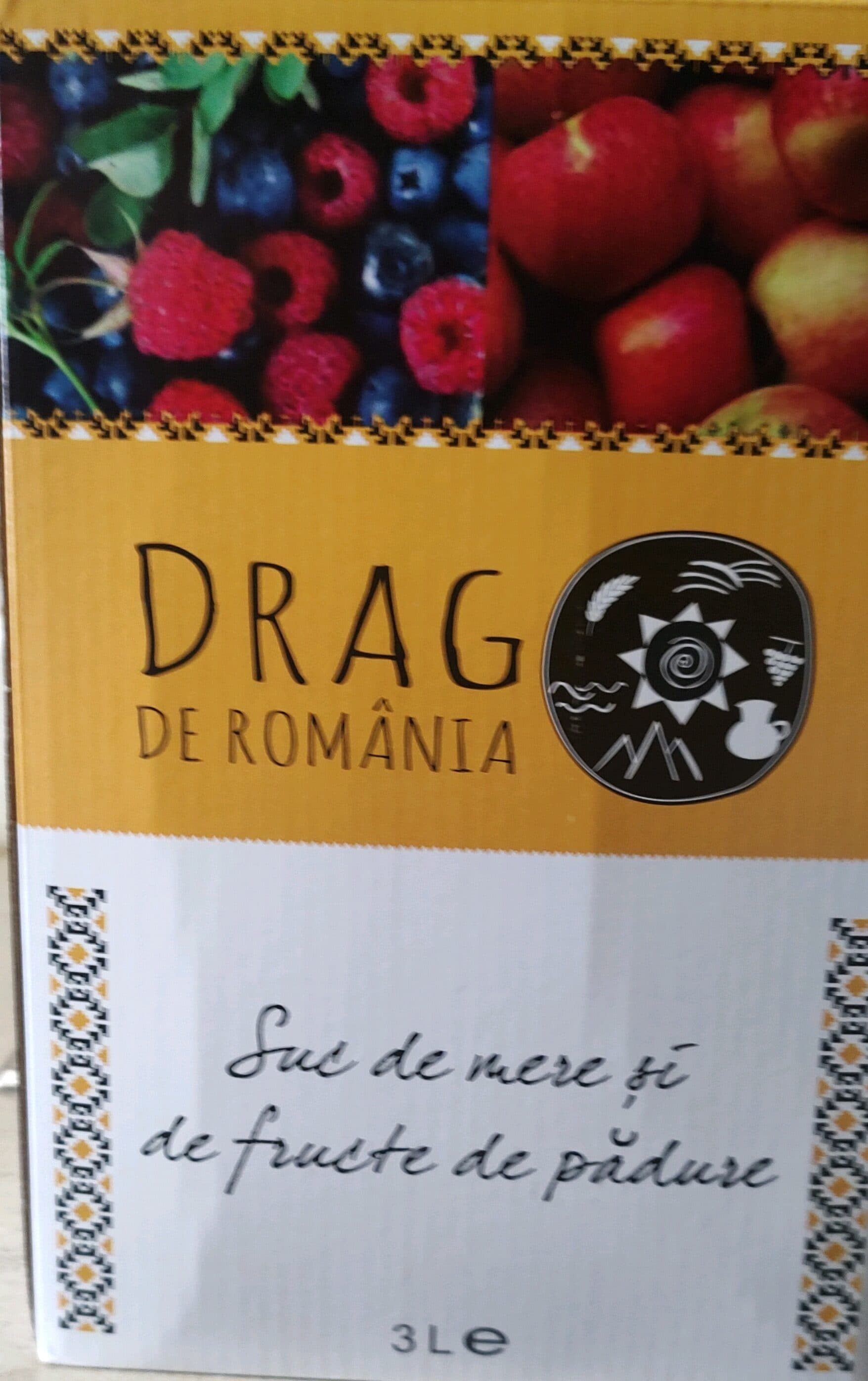 Drag de Romania Suc de mere și de fructe de padure packshot