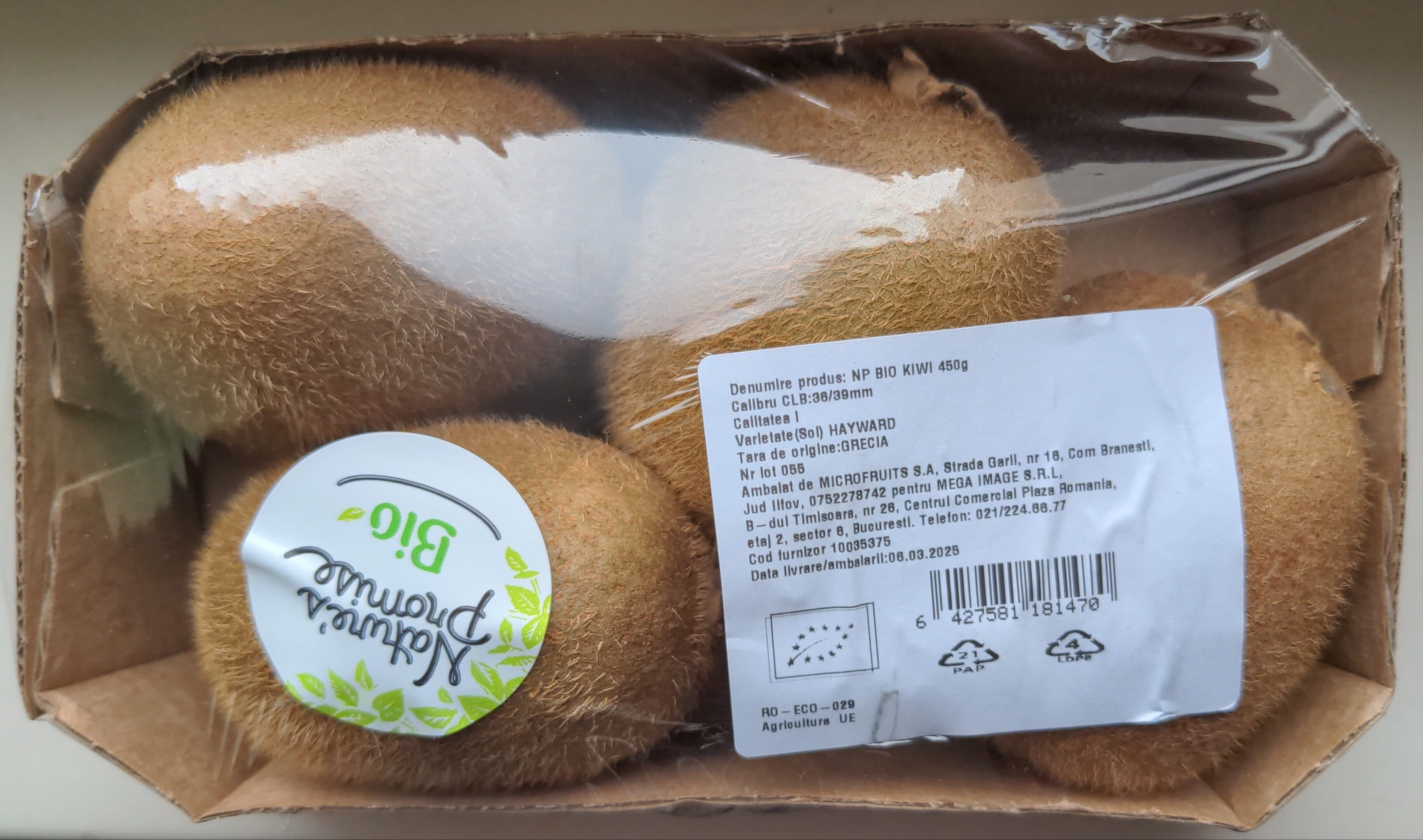 Nature's Promise Kiwi bio packshot