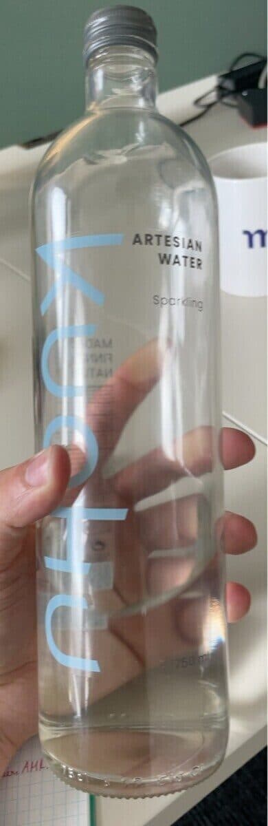 Eau pétillante packshot