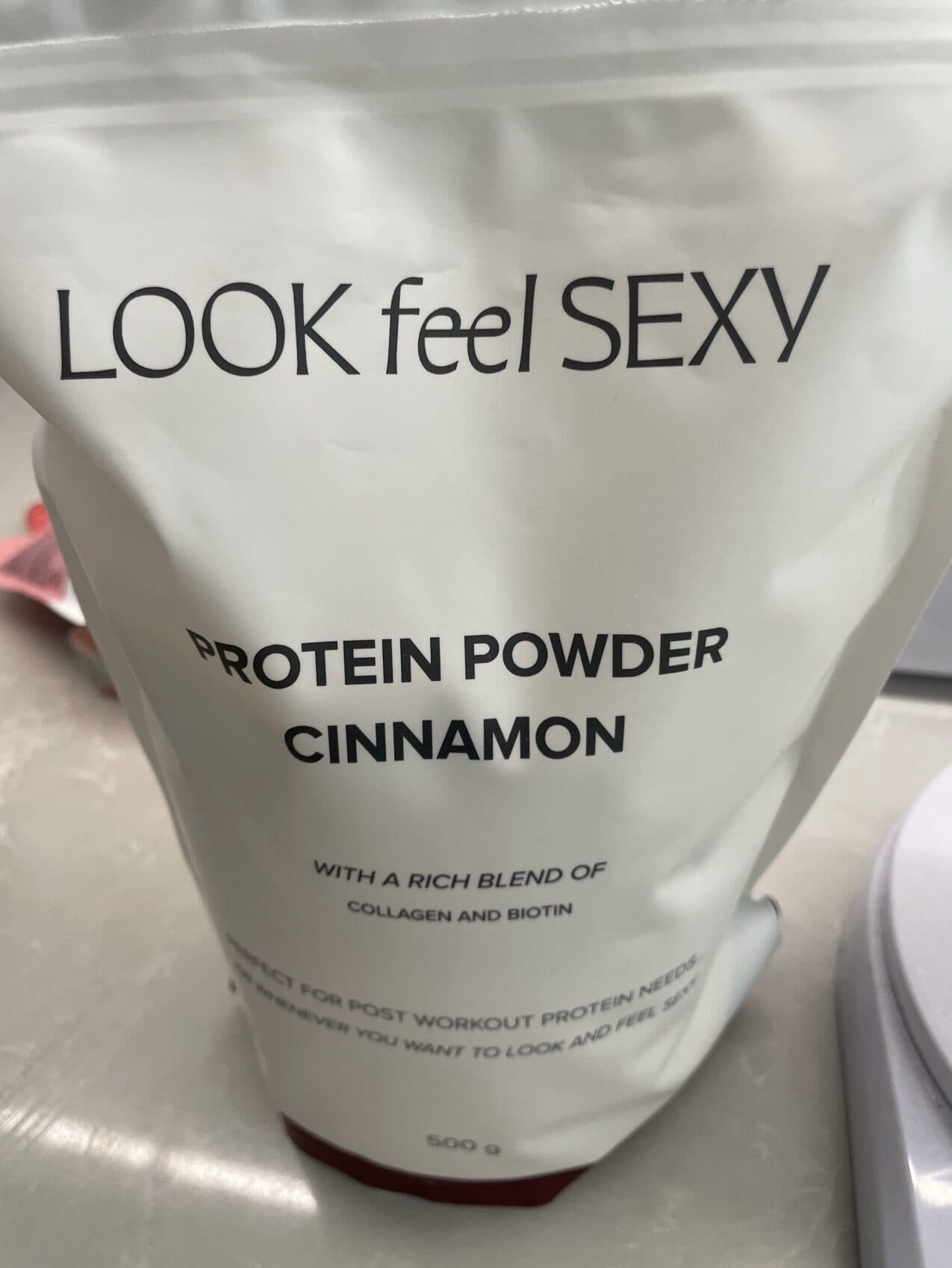 Look Feel Sexy Protein Powder Cinnamon packshot