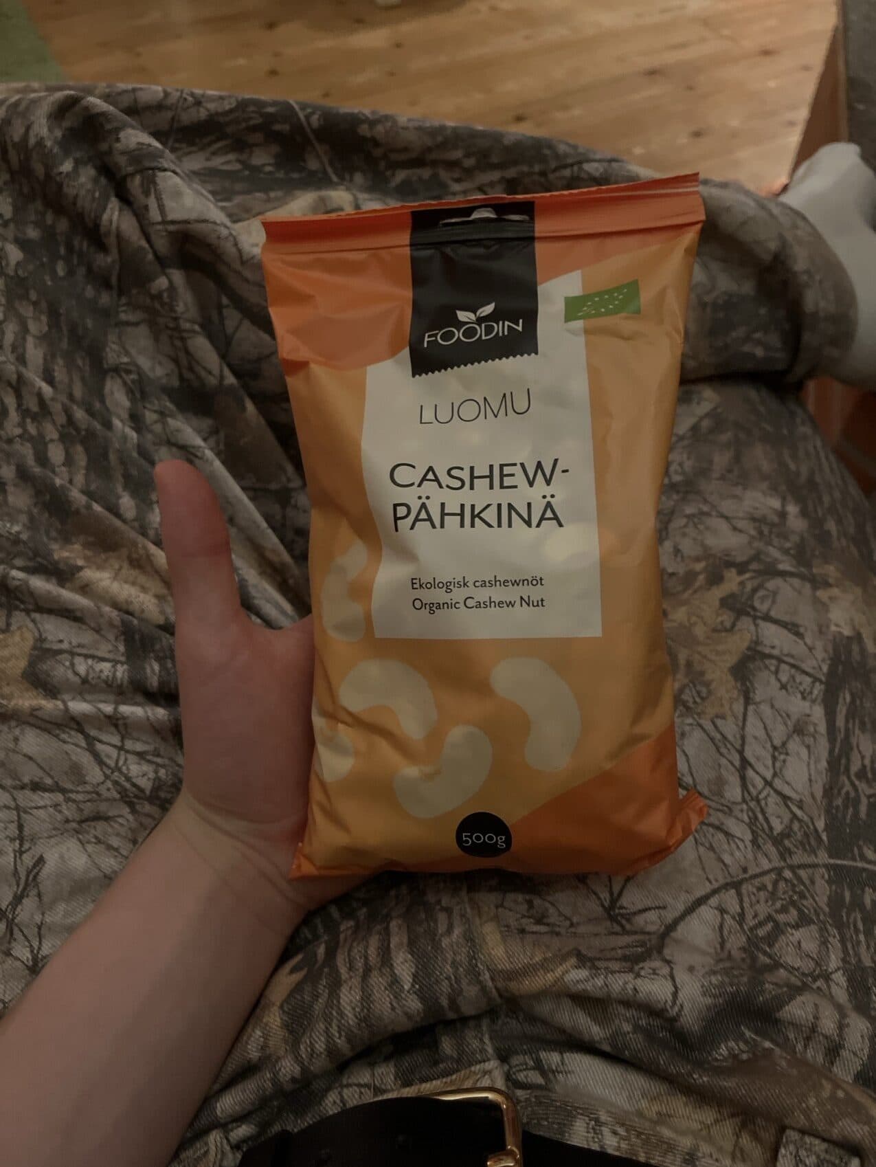 foodin cashew pähkinä packshot