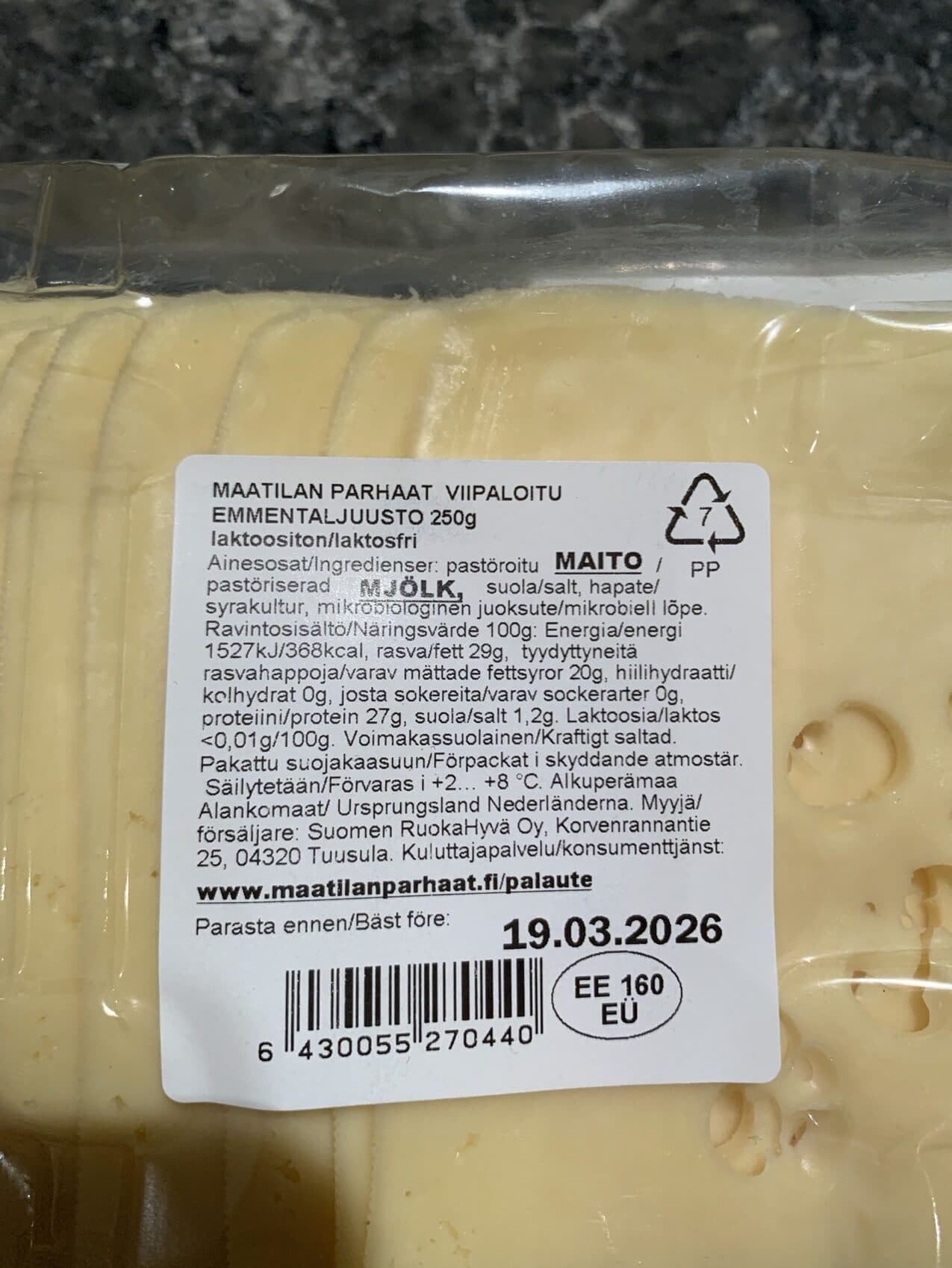 Maatilan Parhaat Emmentaljuusto packshot