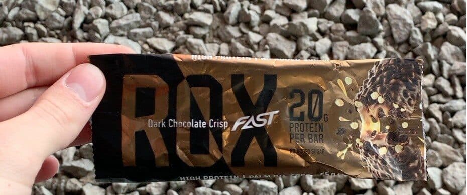 Fast Dark double choco crisp packshot
