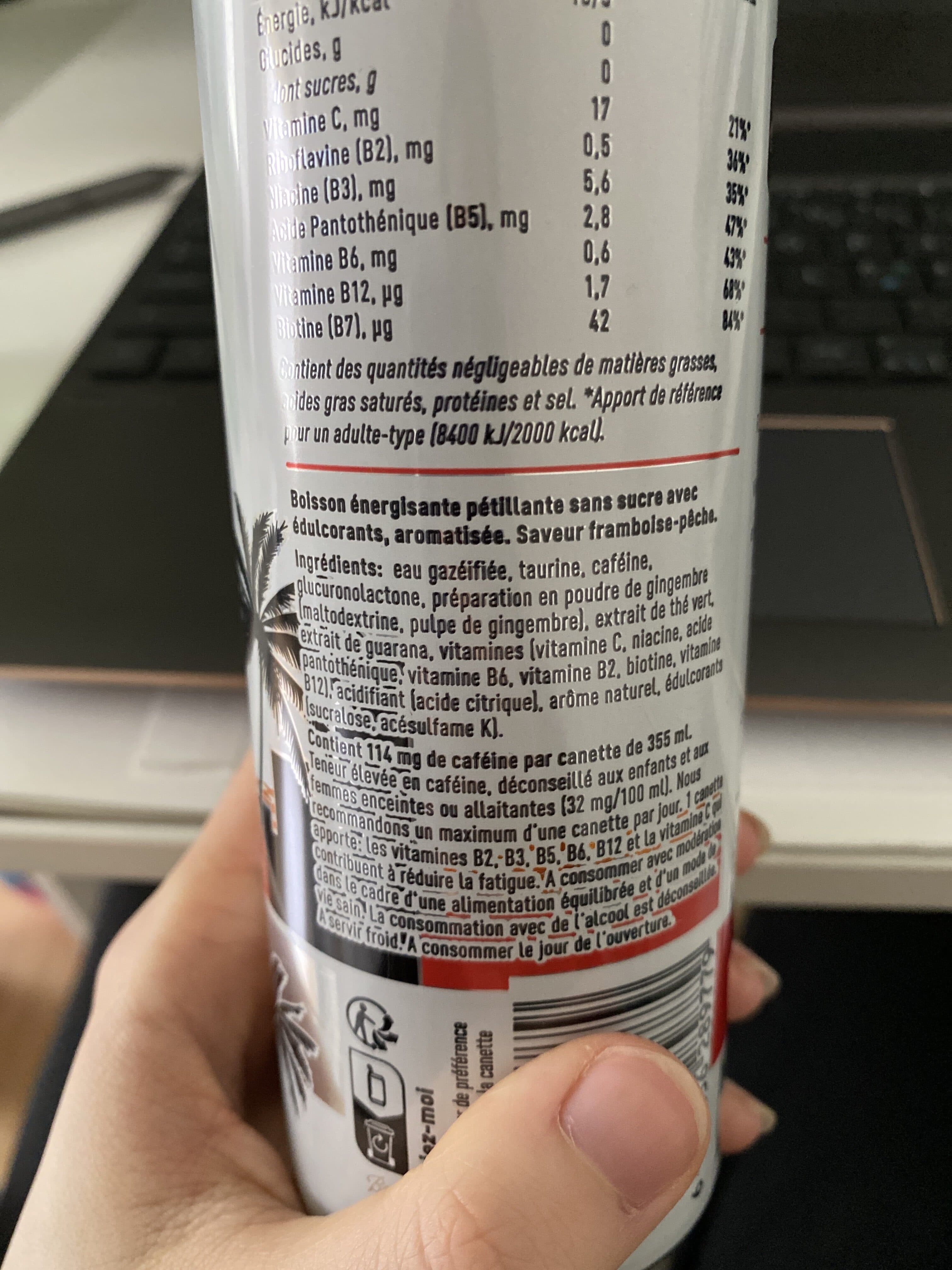 Celsuis Live Fit Sparkling Raspberry Peach Flavour packshot