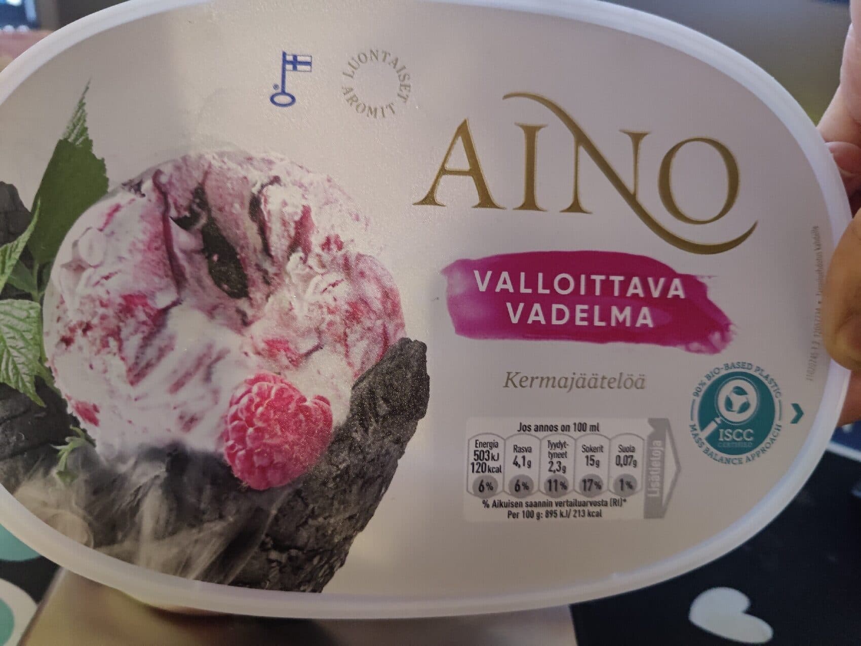 Aino Valloittava Vadelma packshot