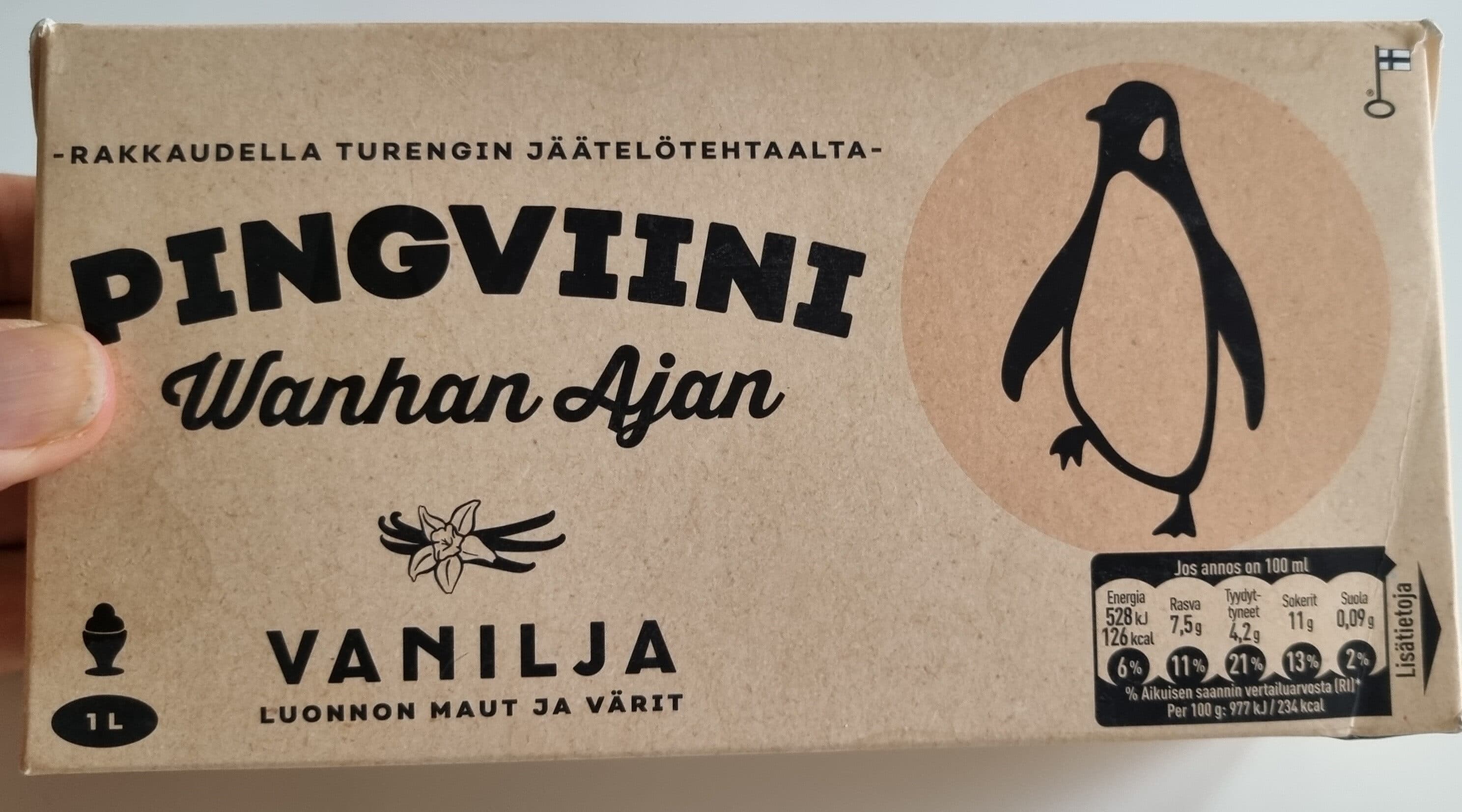 Valio Vanhan ajan vaniljajäätelö packshot