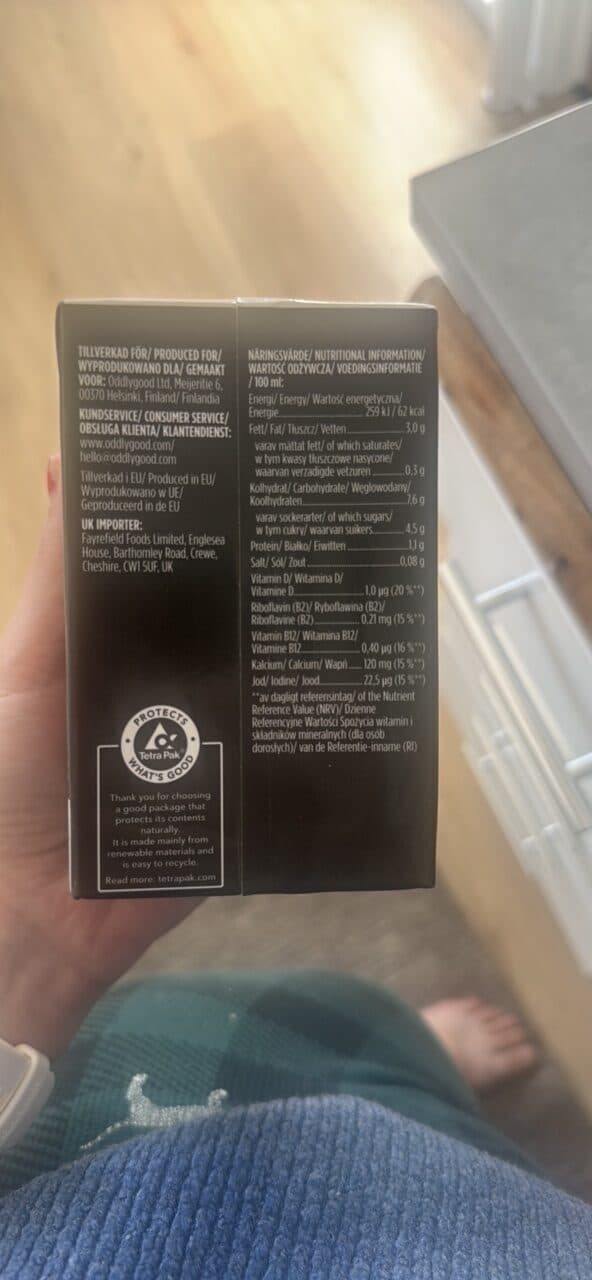Oddly Good Cinnamon Roll Barista Oat Drink packshot