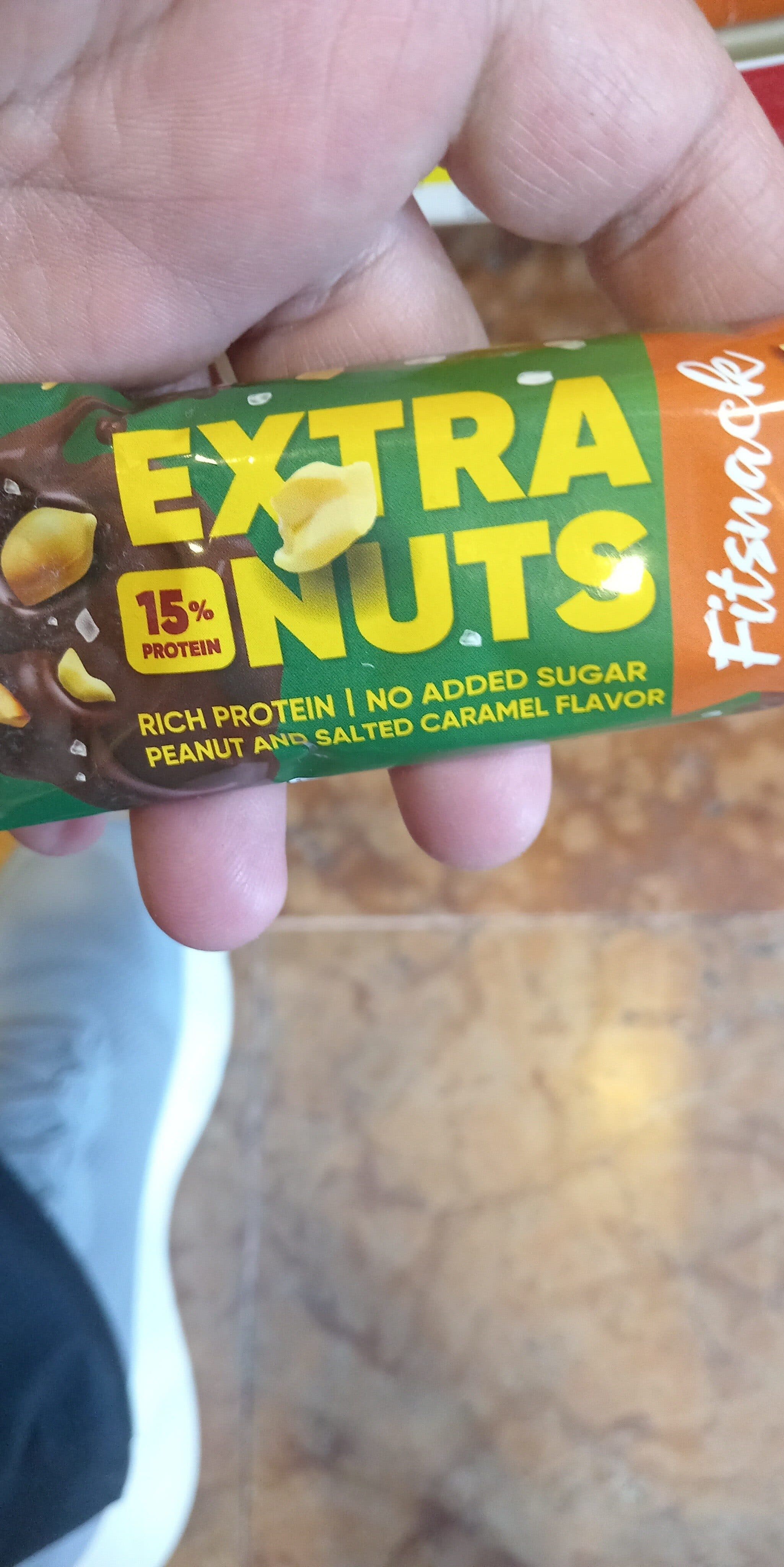 extra nuts packshot