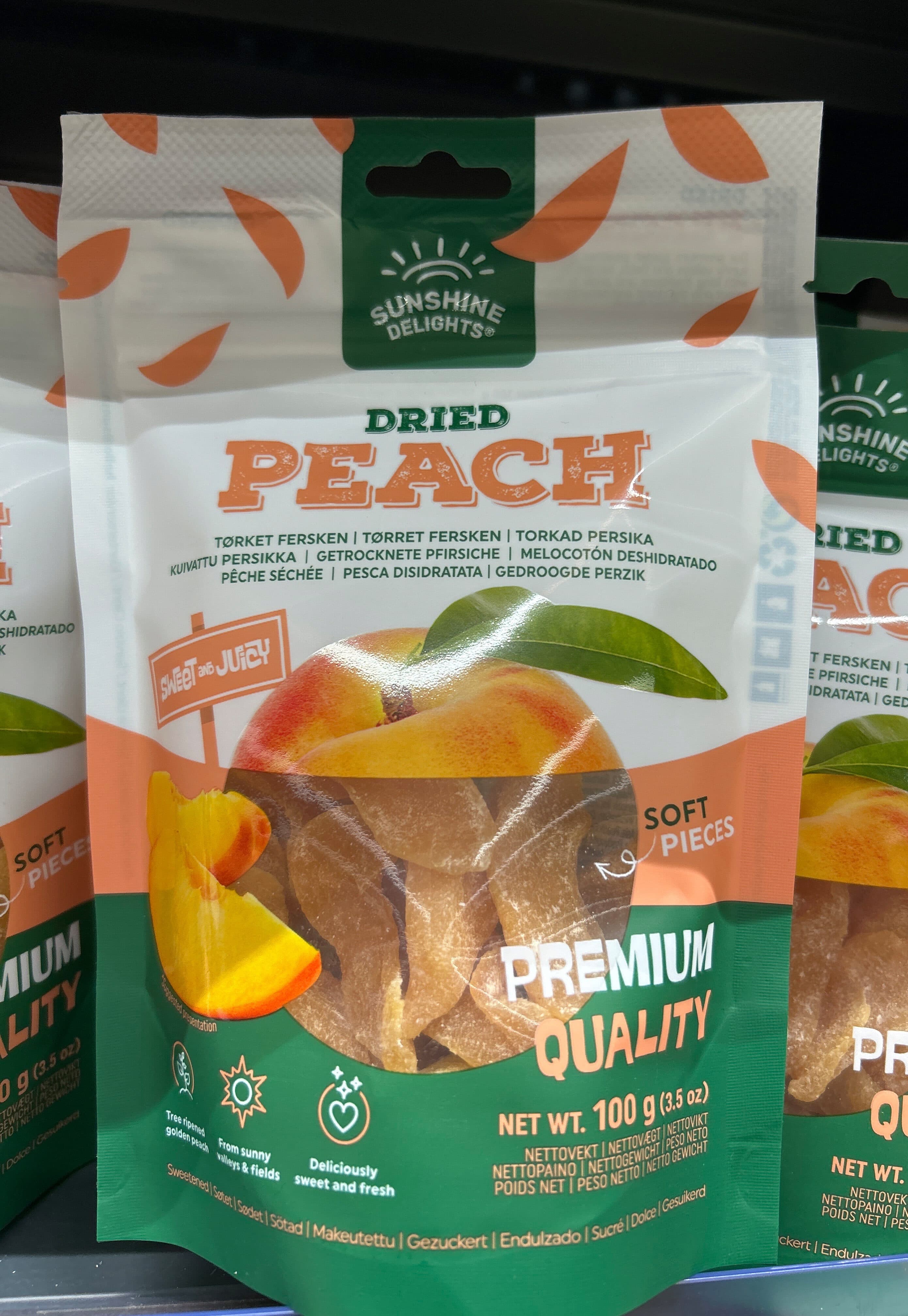 Sunshine Delights Dried Peach packshot