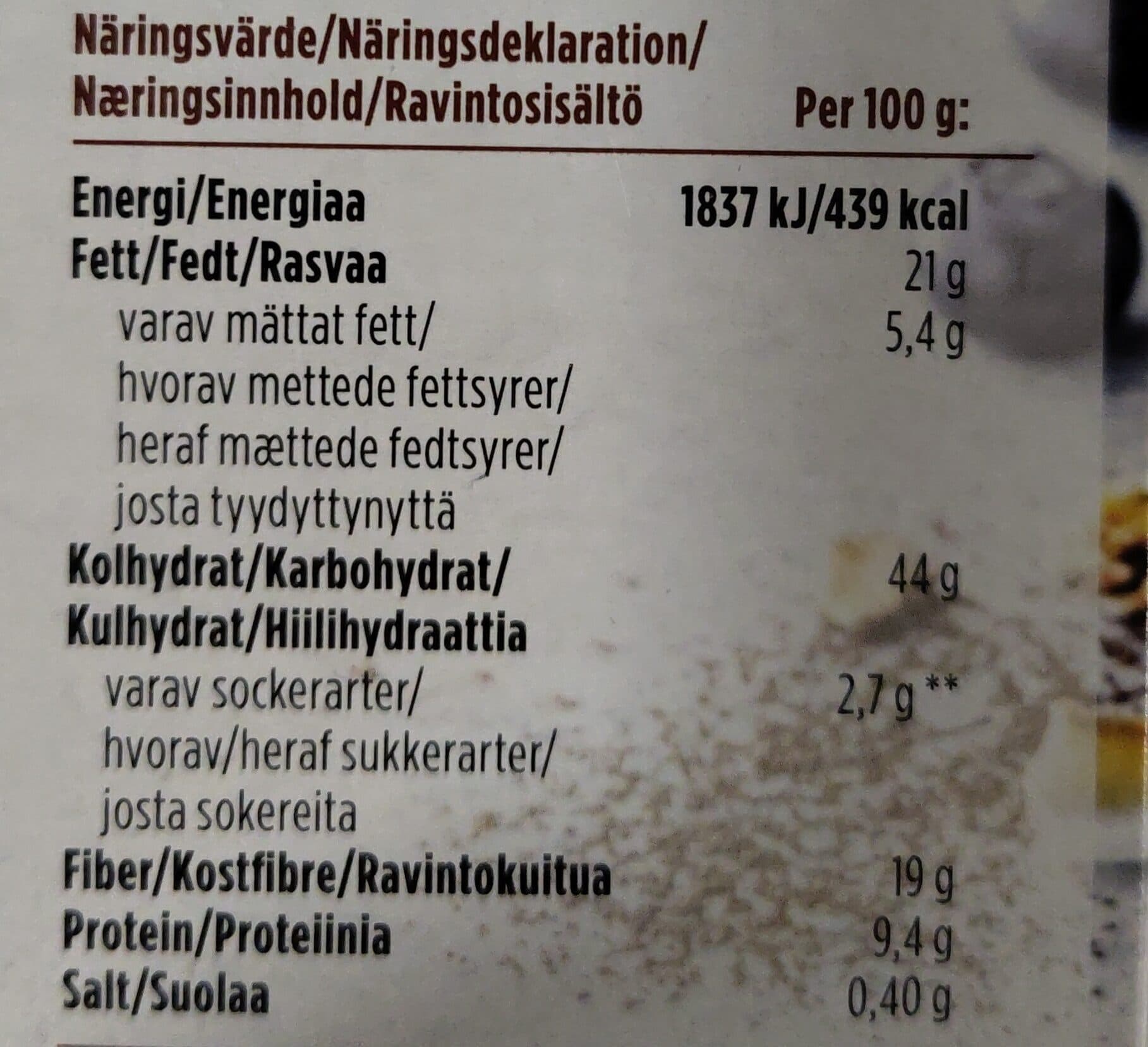 Axa Roasted Oats Granola Cacao Almond & Blueberry packshot