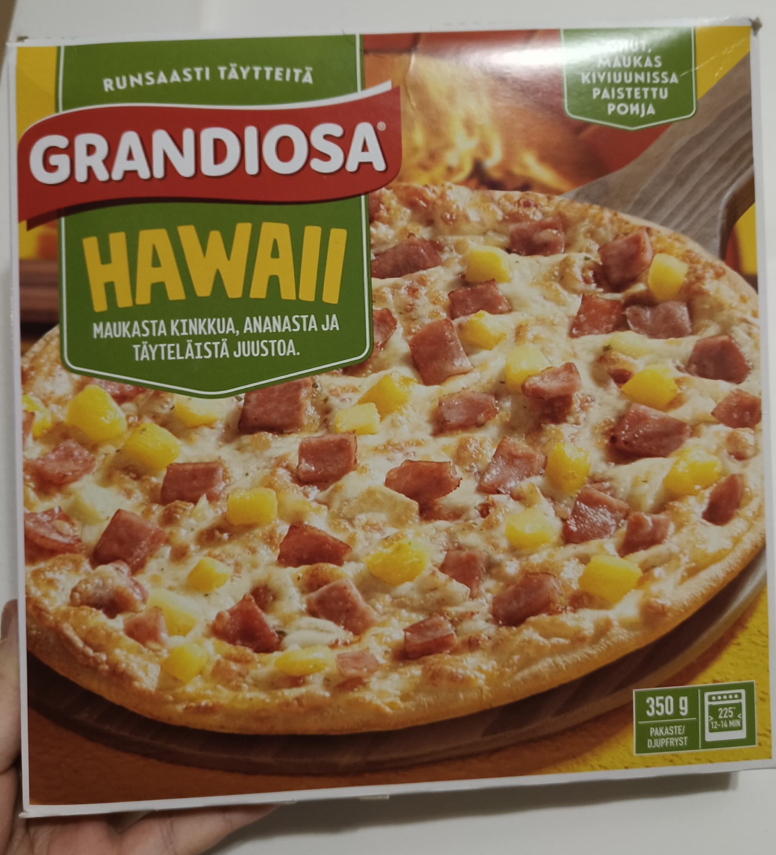 Grandiosa Hawaii pizza packshot