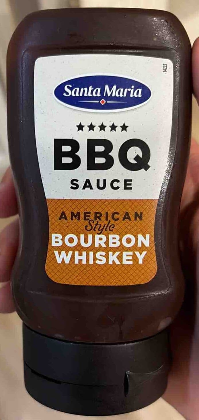 Santa Maria BBQ sauce, American style bourbon whiskey packshot