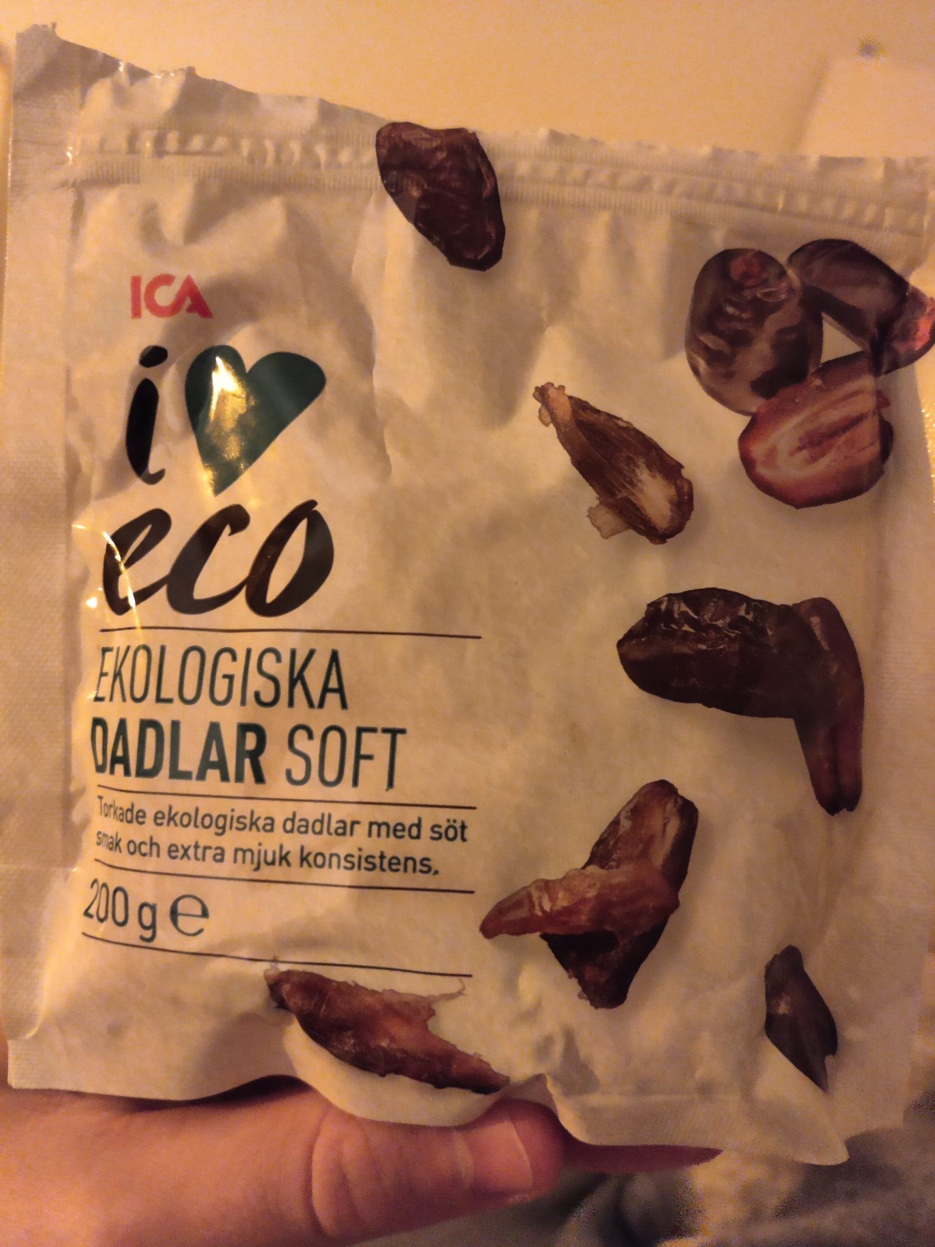 ICA i eco Ekologiska Dadlar Soft packshot