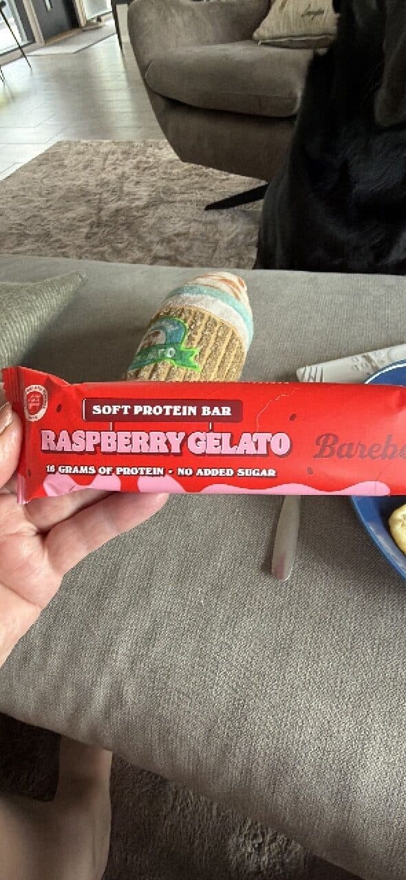 Barebells Raspberry Gelato Soft Protein Bar packshot