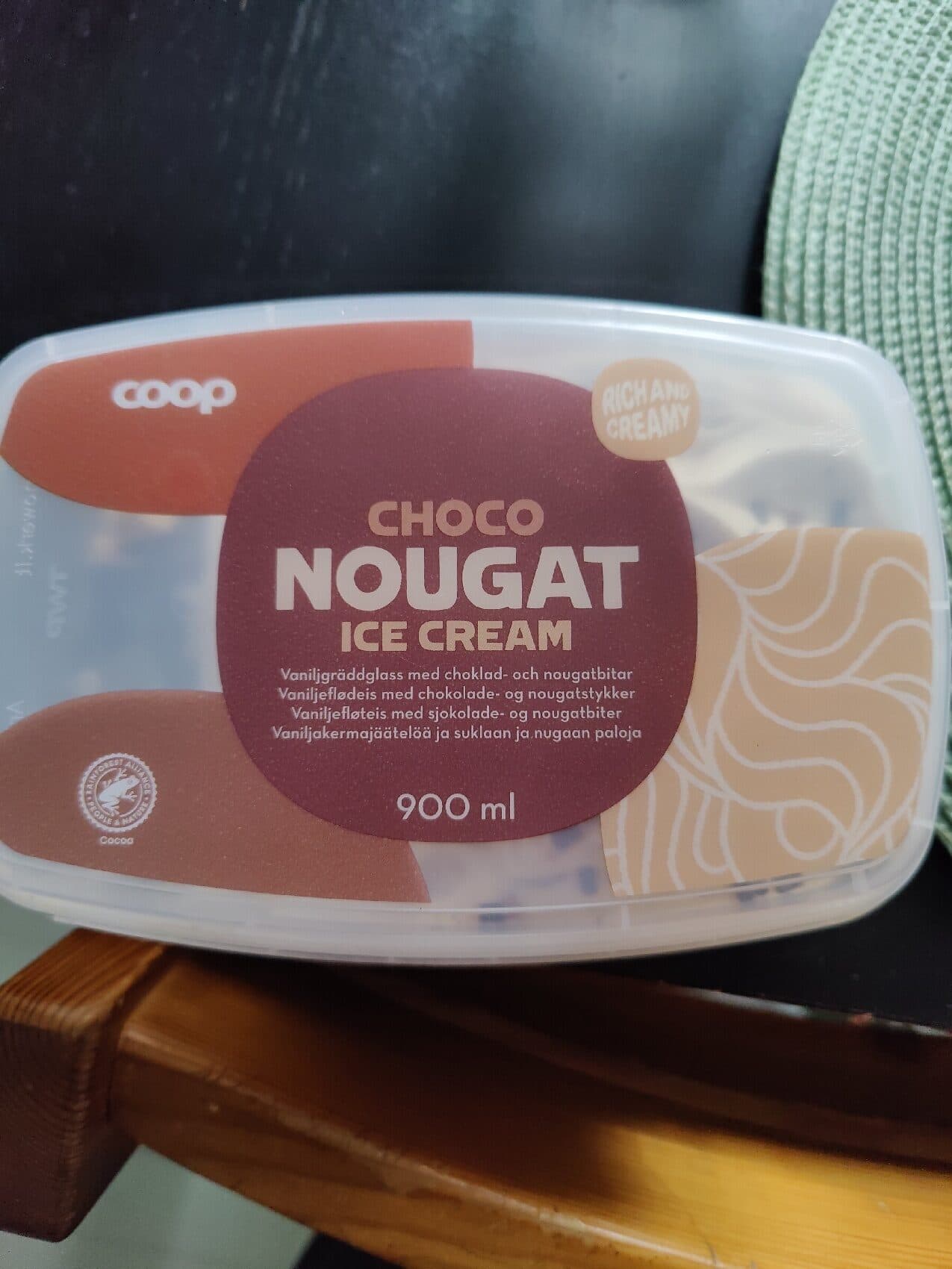 Coop Choco Nougat Ice Cream packshot