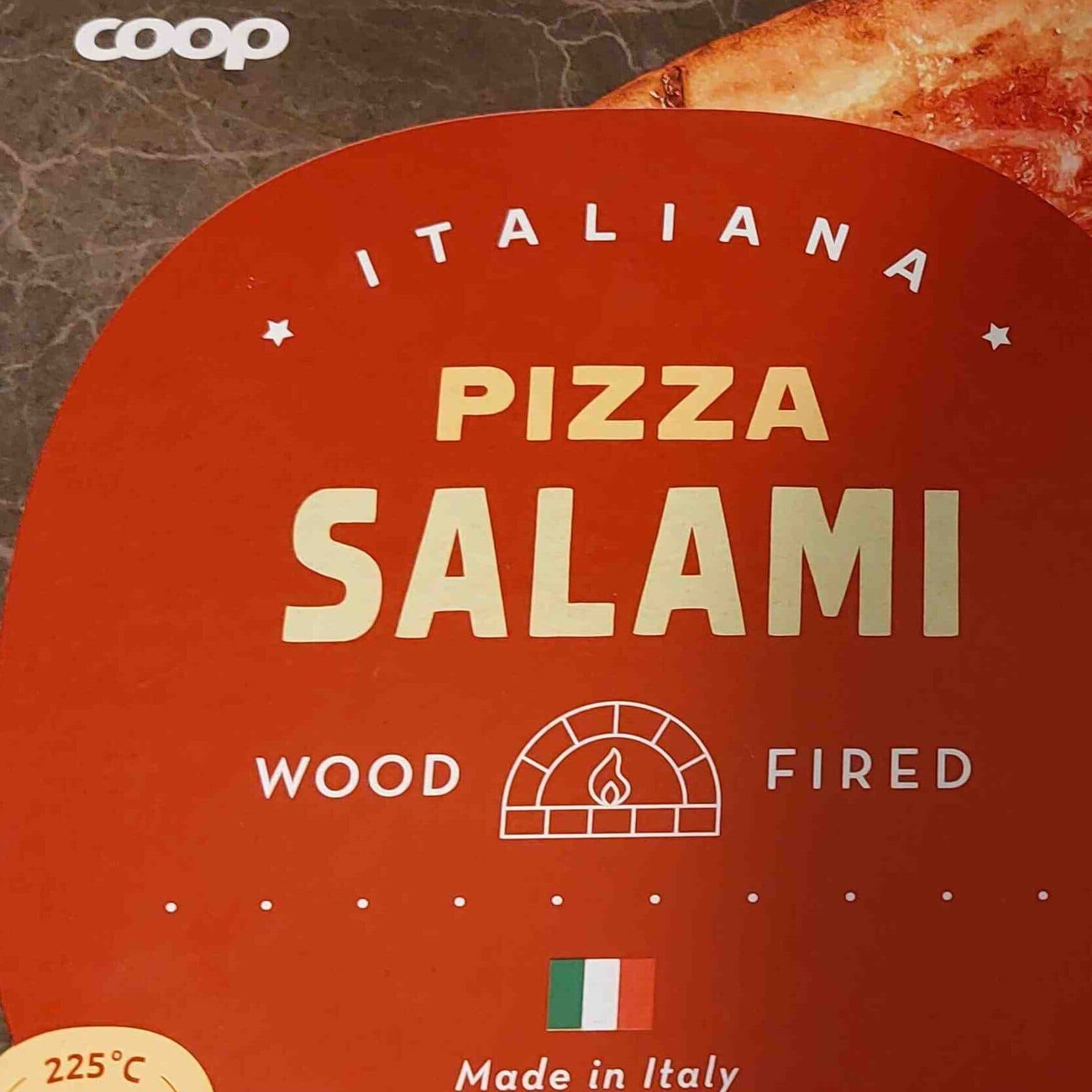 Coop Pizza salami packshot