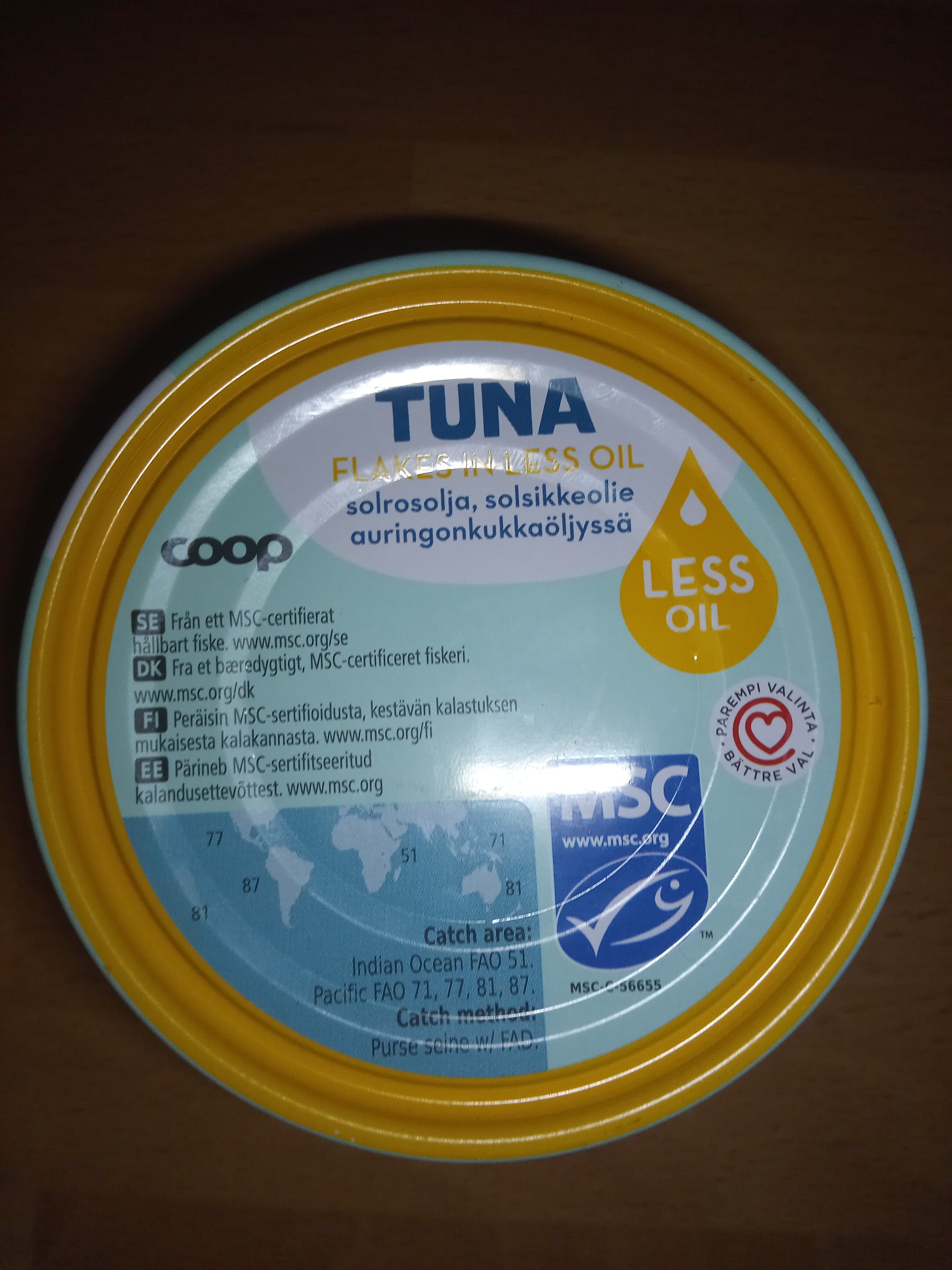 co-op Tuna flakes in less oil packshot