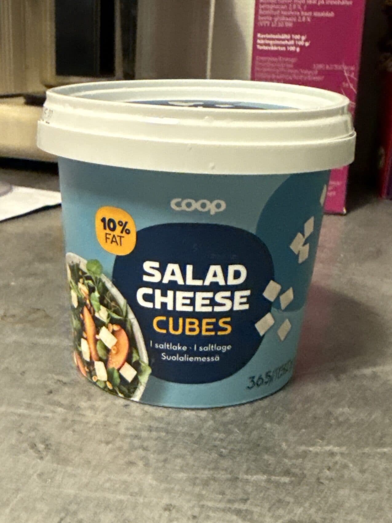Coop Salad Cheese Cubes packshot
