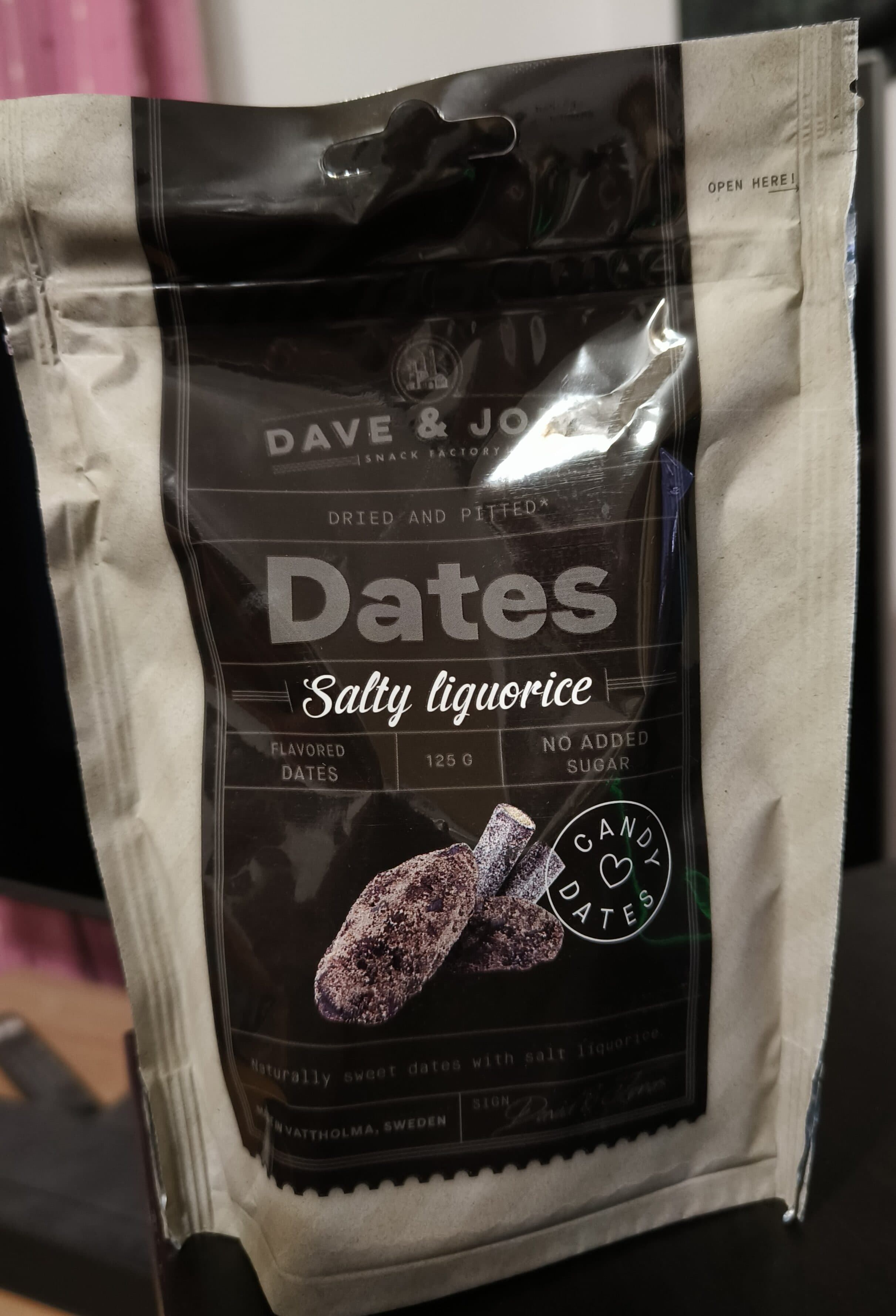 Dave & Jon's Dates salty liquorice packshot