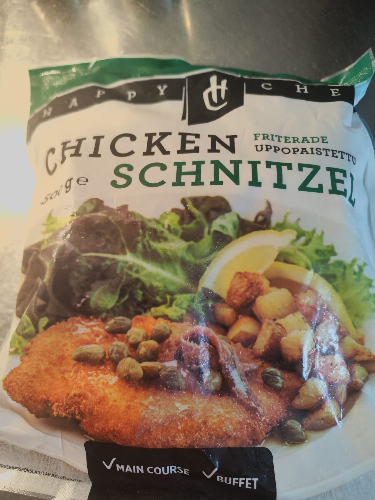 Happy chef Chicken schnitzel packshot