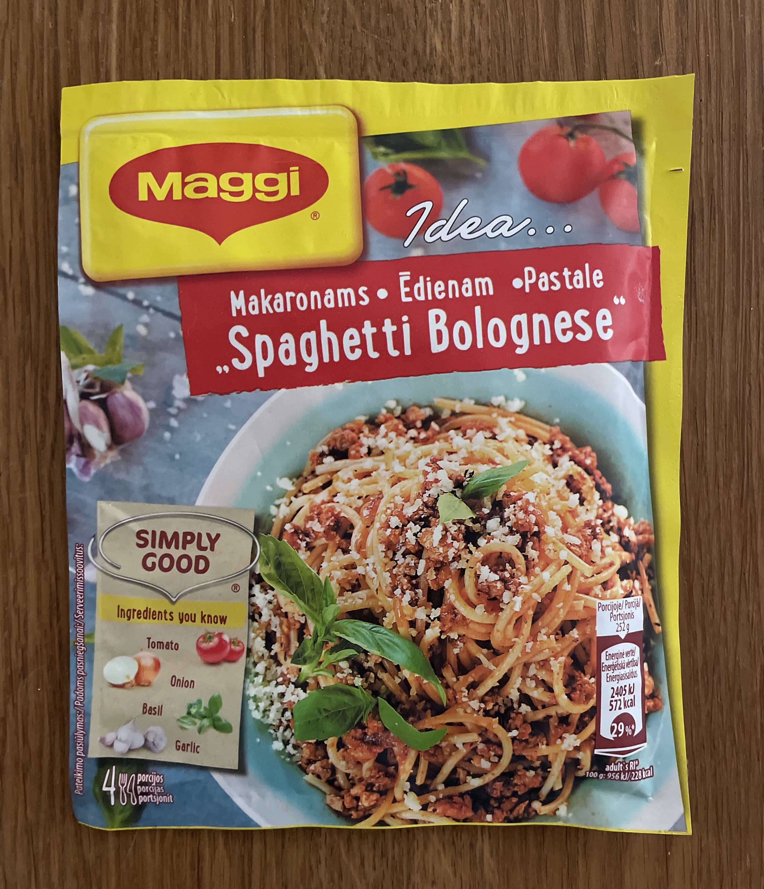 Maggi spaghetti bolognese packshot
