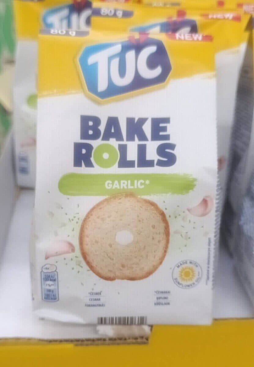Tuc Bake Rolls Garlic packshot