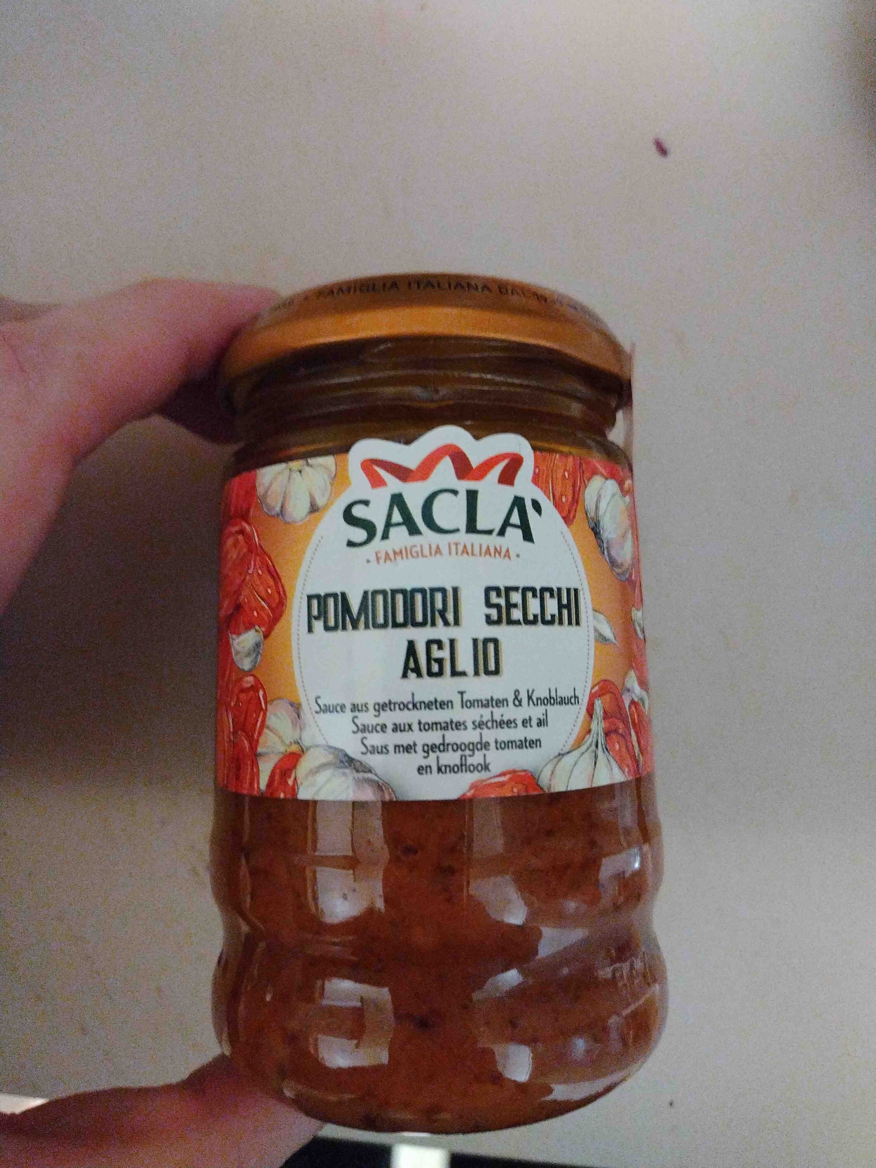 Sacla Red pesto packshot