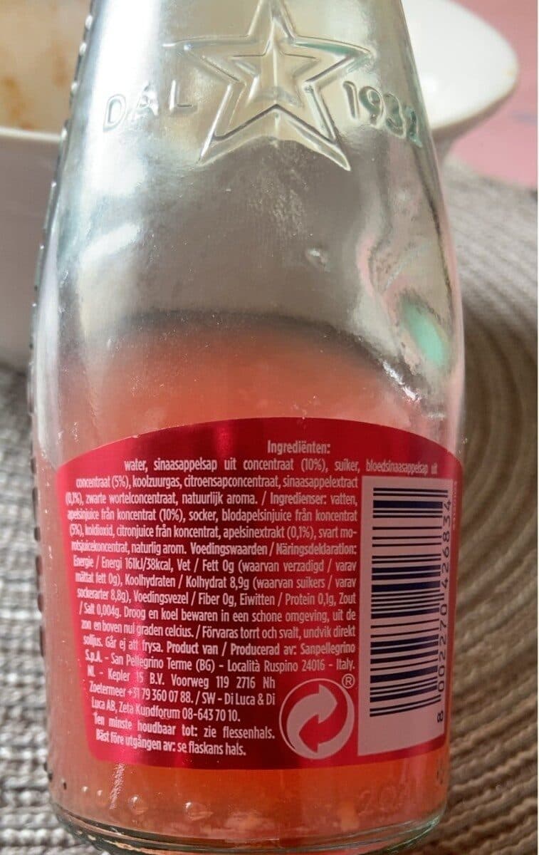 San Pellegrino Italian sparkling lemonade packshot