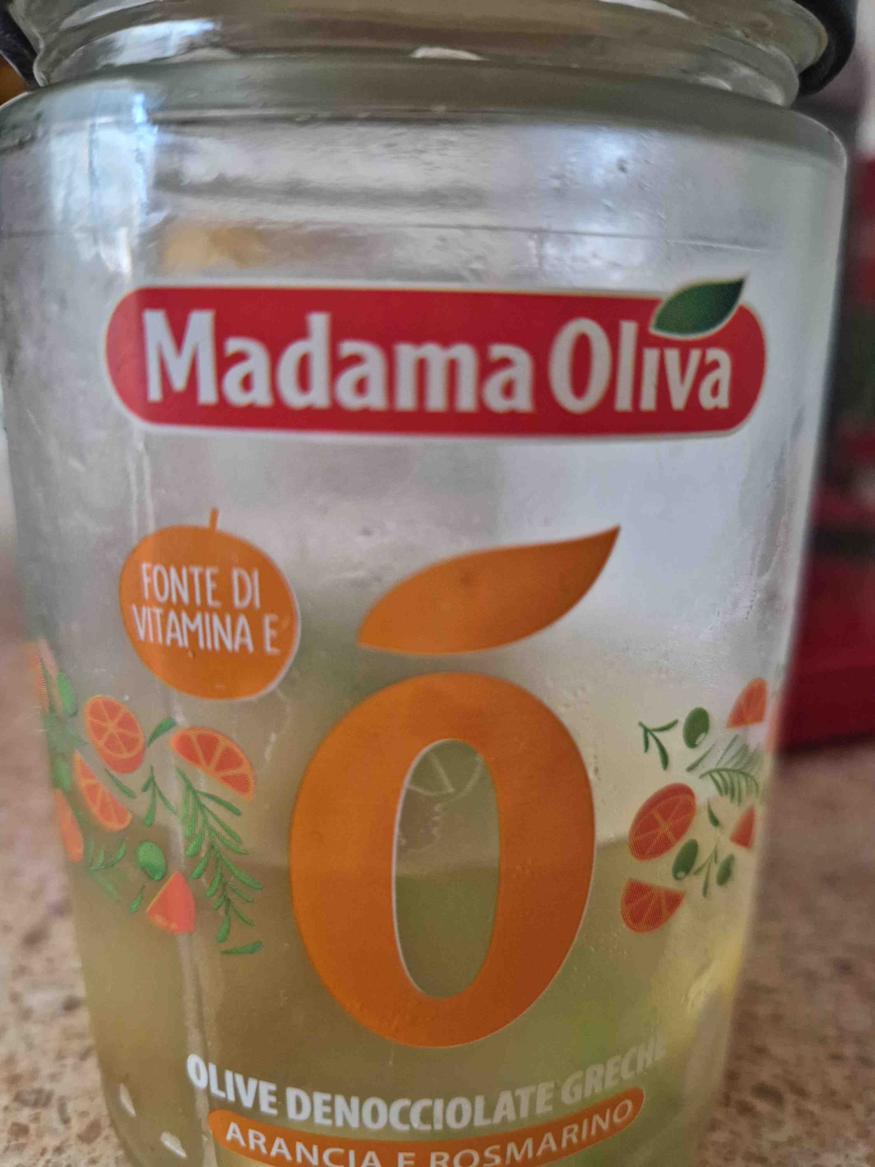 Madame Oliva Alyvuogės packshot