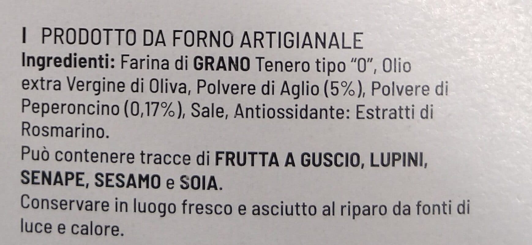 FalcoFoods Crispy crackers aglio e peperoncino packshot