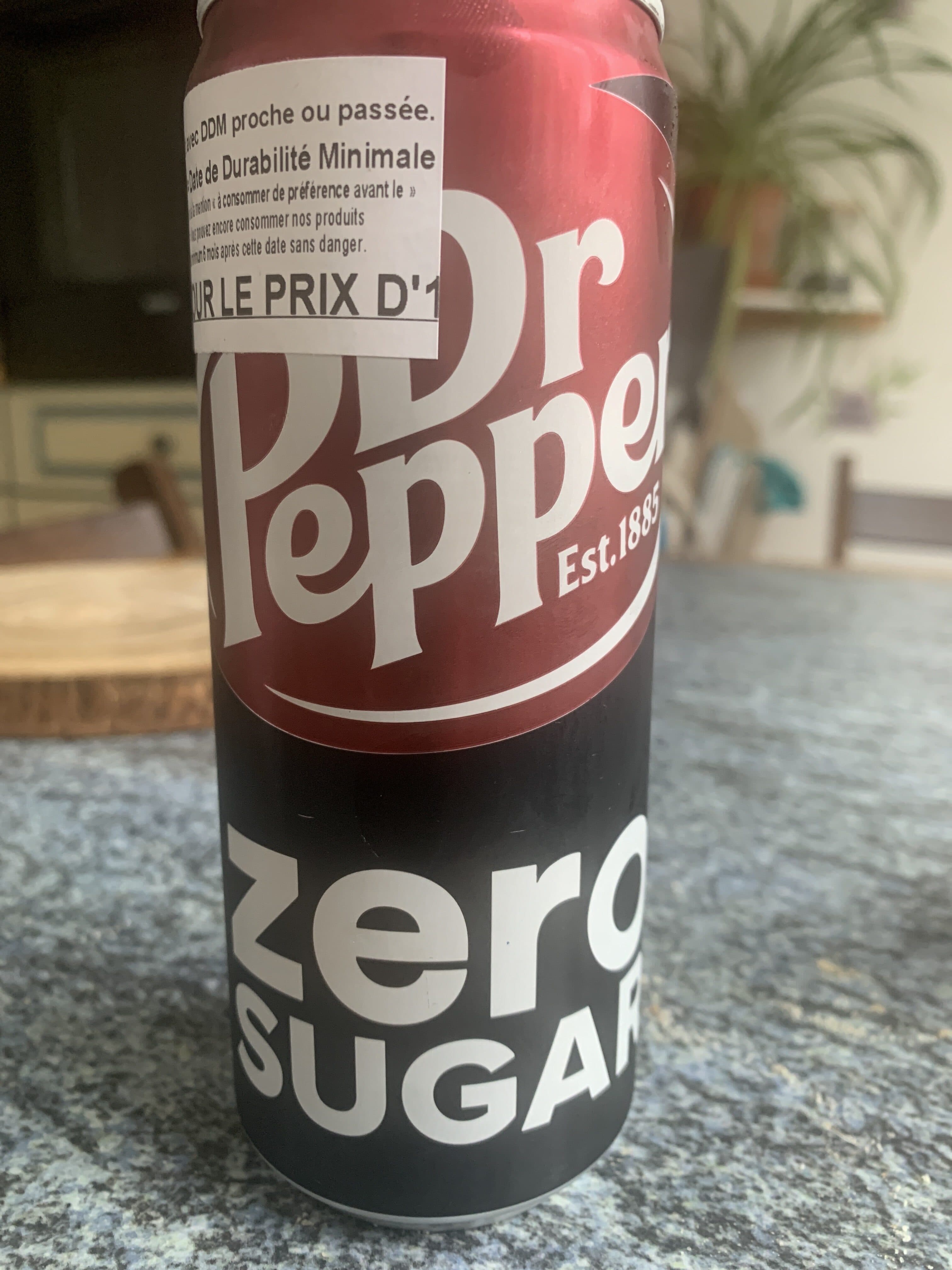 Dr. Pepper DR. Pepper Zero packshot