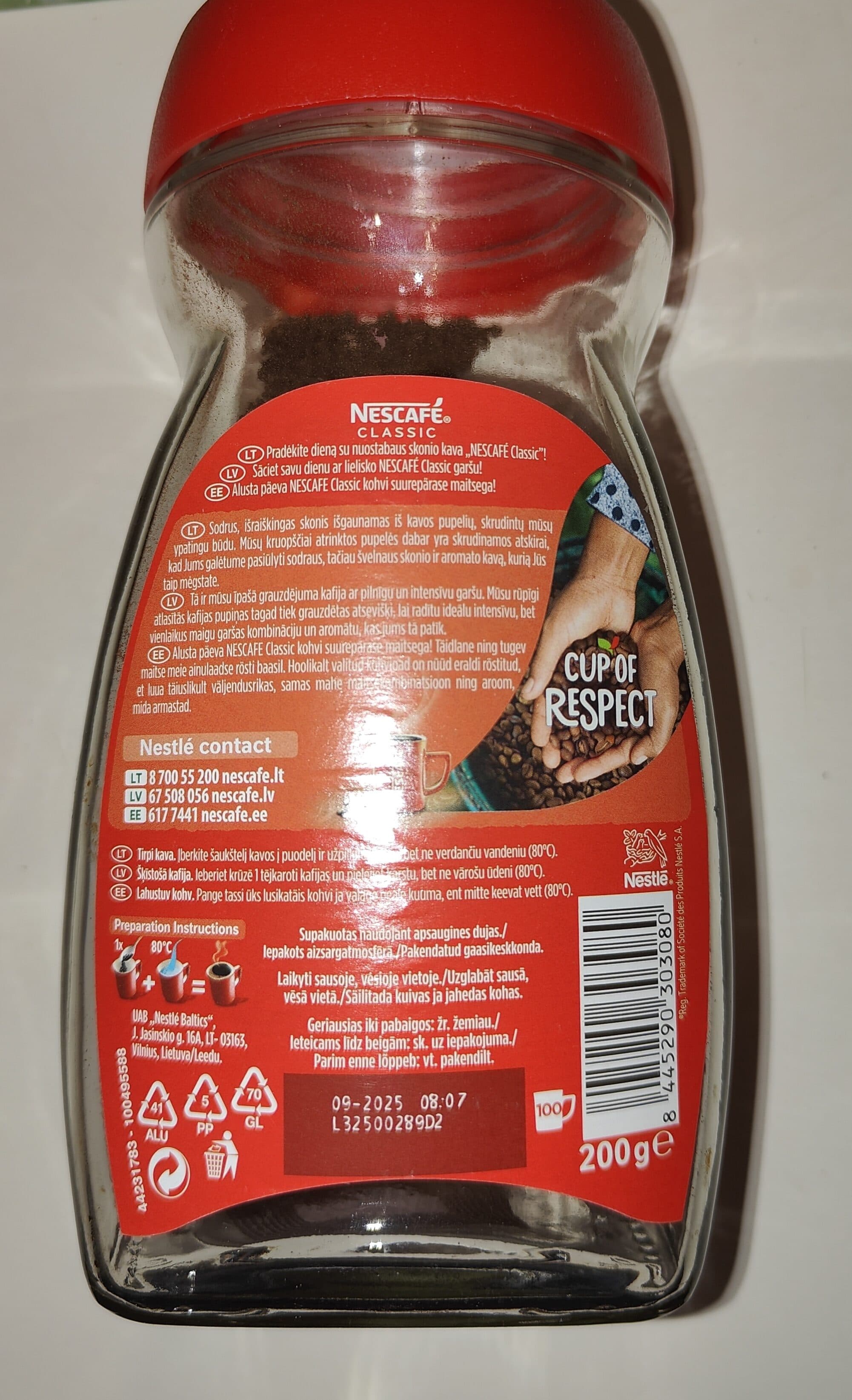 Nescafe Nescafe classic 200g packshot