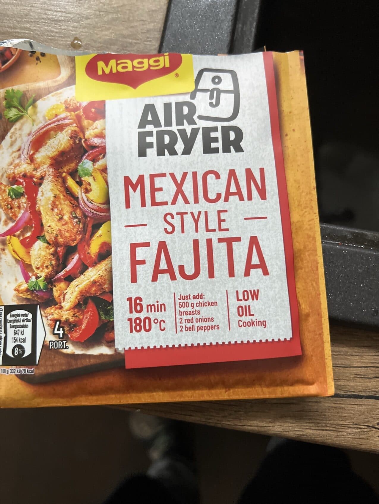 Maggi Mexican Style Fajita Seasoning packshot