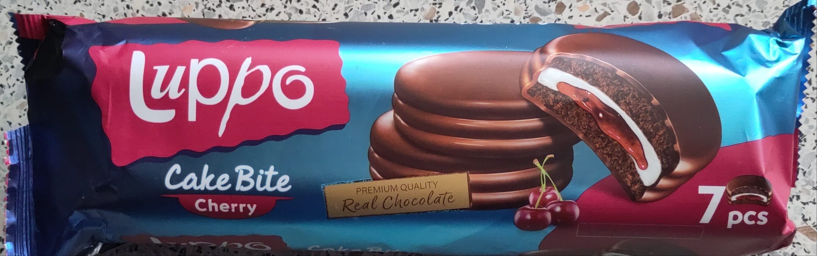 Luppo Cake Bite Cherry packshot