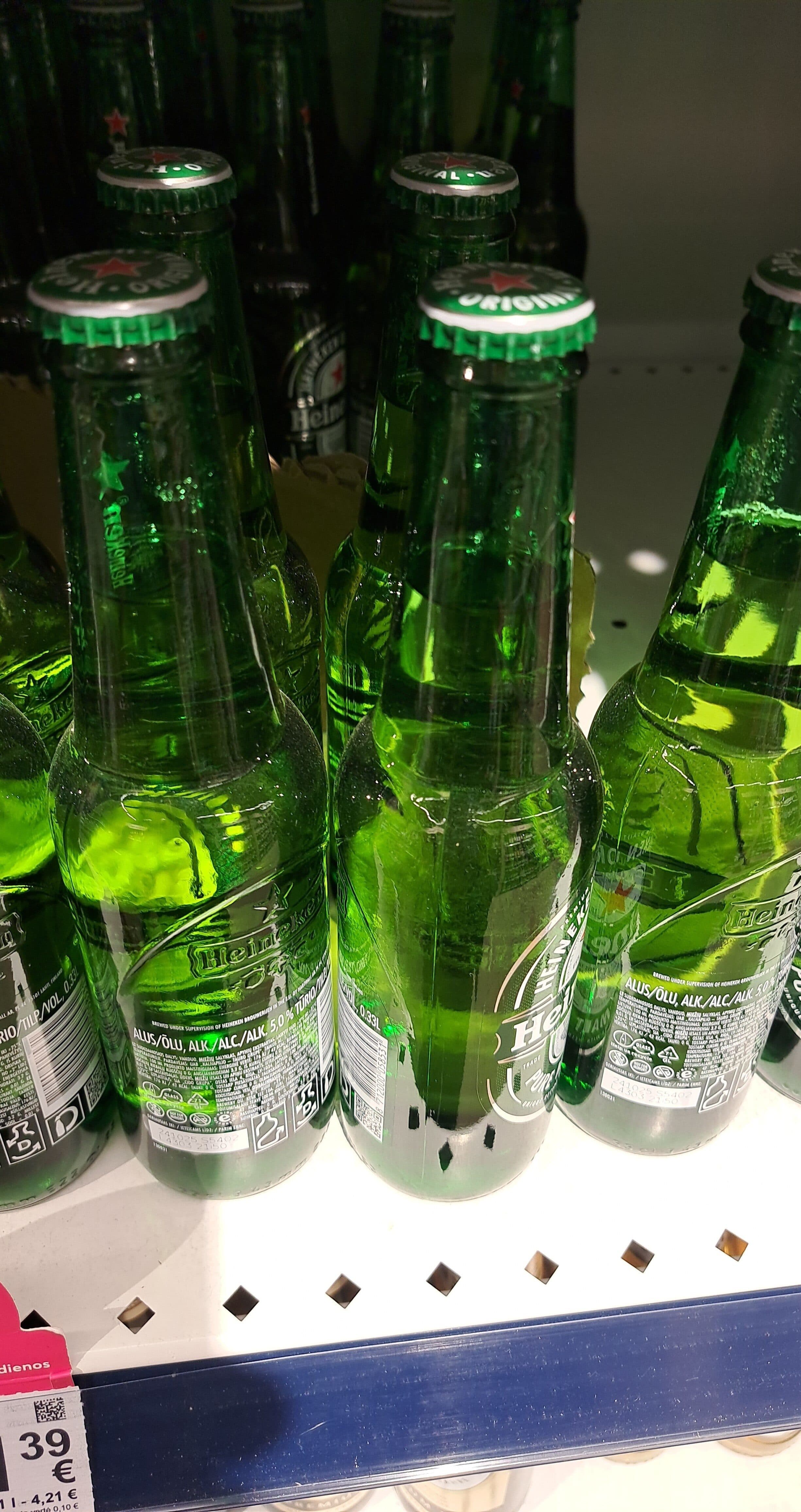 Heineken 033l packshot