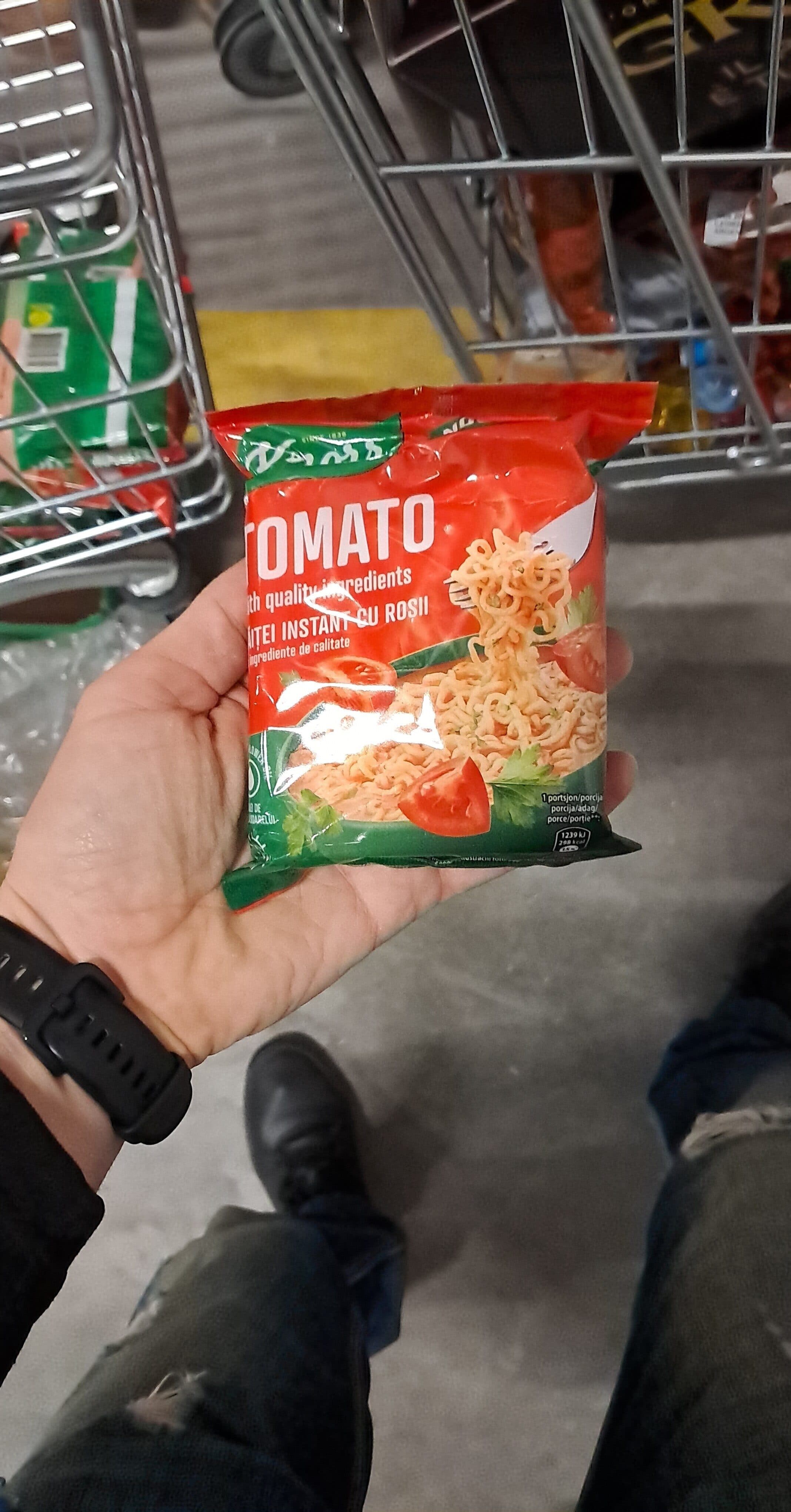 knorr noodles tomato packshot
