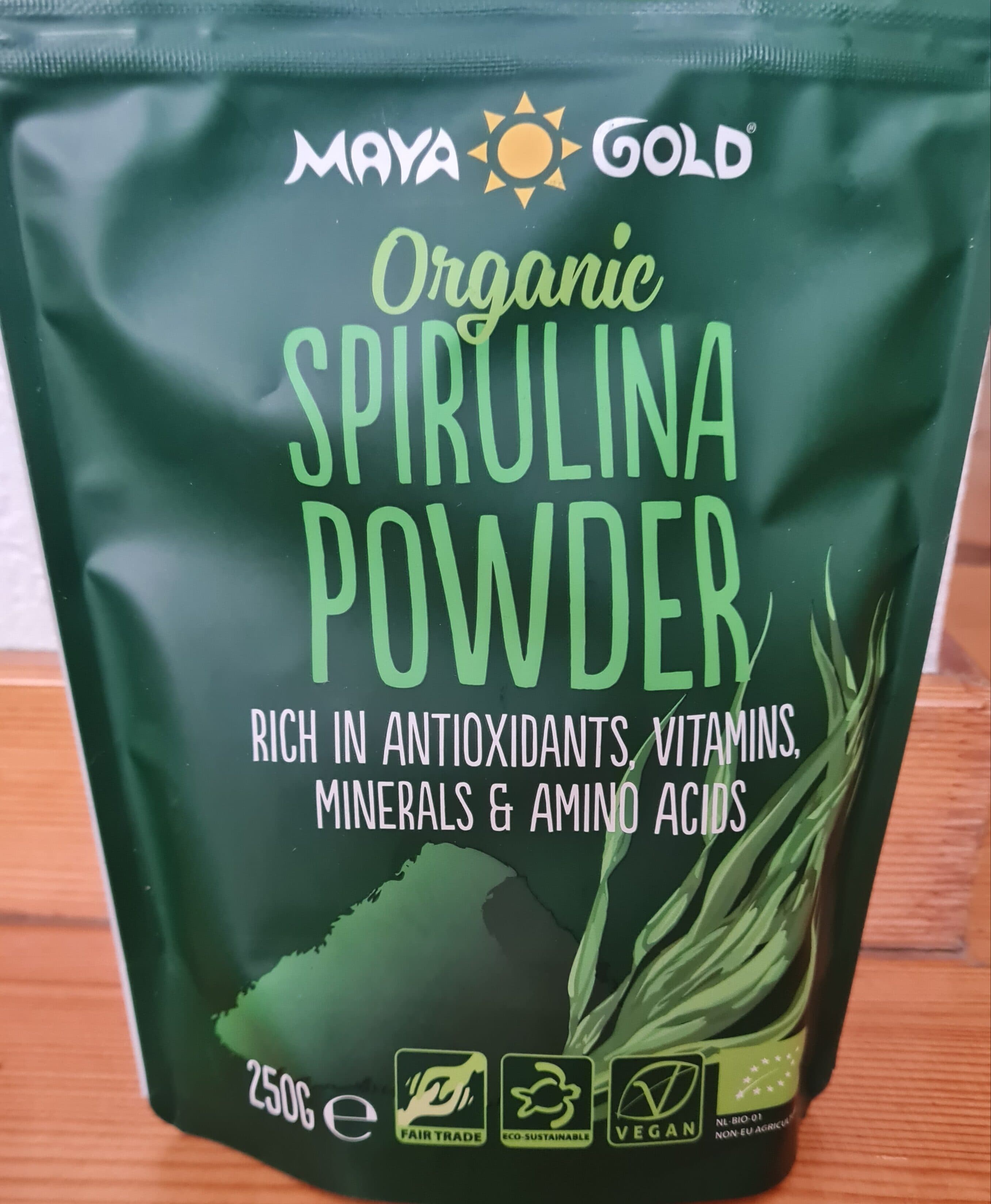 maya gold spirulina powder packshot