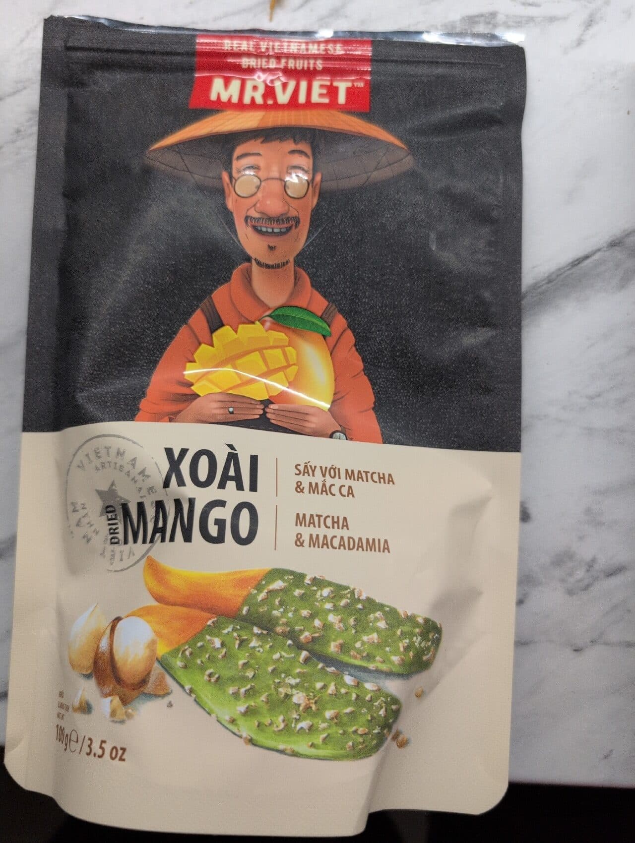 Mr. Viet Dried Matcha Mango packshot