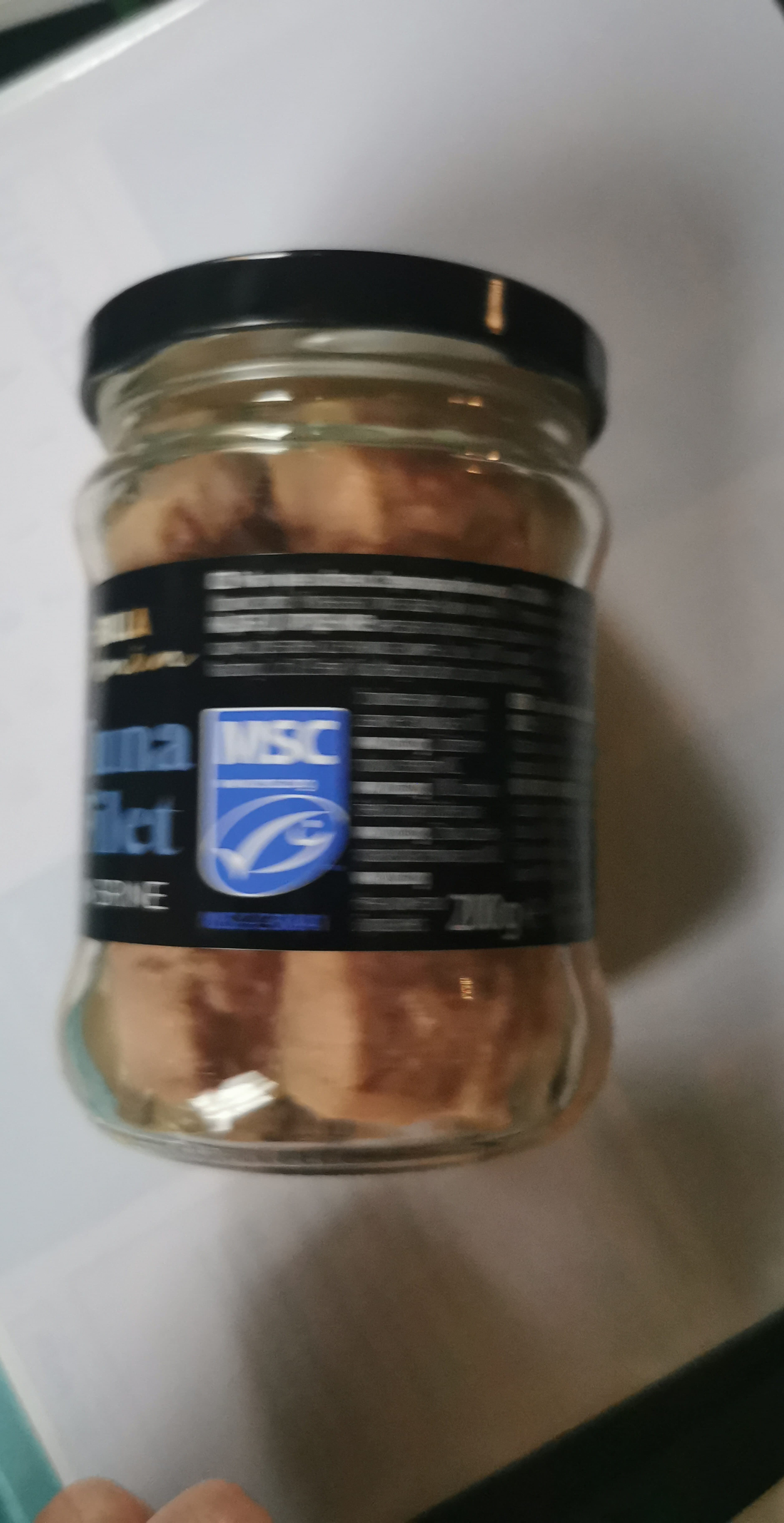 Tuna fillet in brine packshot