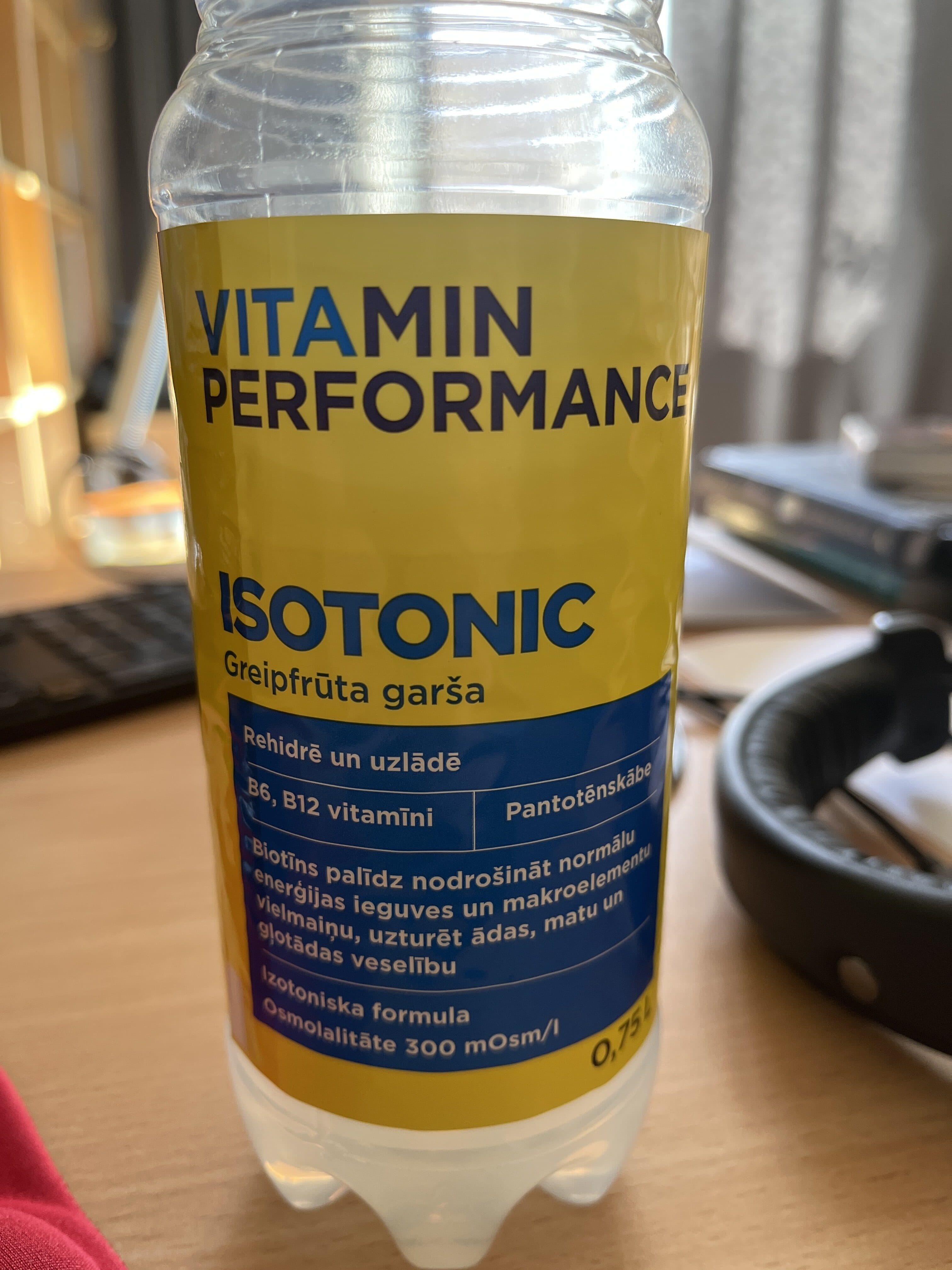 Vitamin Performance Isotonic product packshot