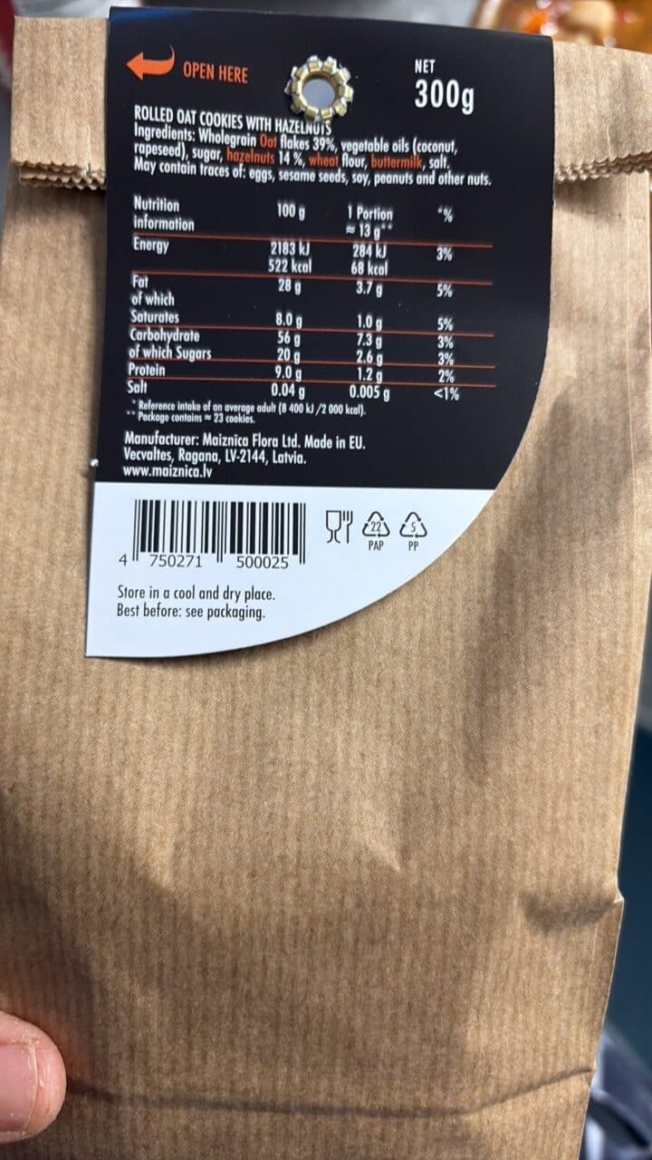 Open Food Facts OPEN HERE ROLLED OAT COOKIES WITH HAZELNUTS NET 30 packshot
