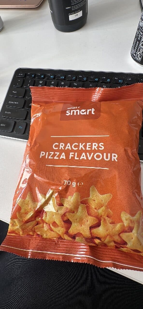 Rimi Crackers pizza flavor packshot