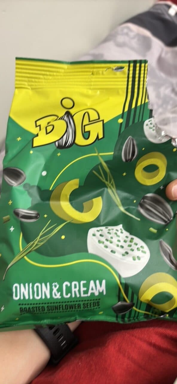 BIG ONION & CREAM Roasted Sunflower Seeds packshot