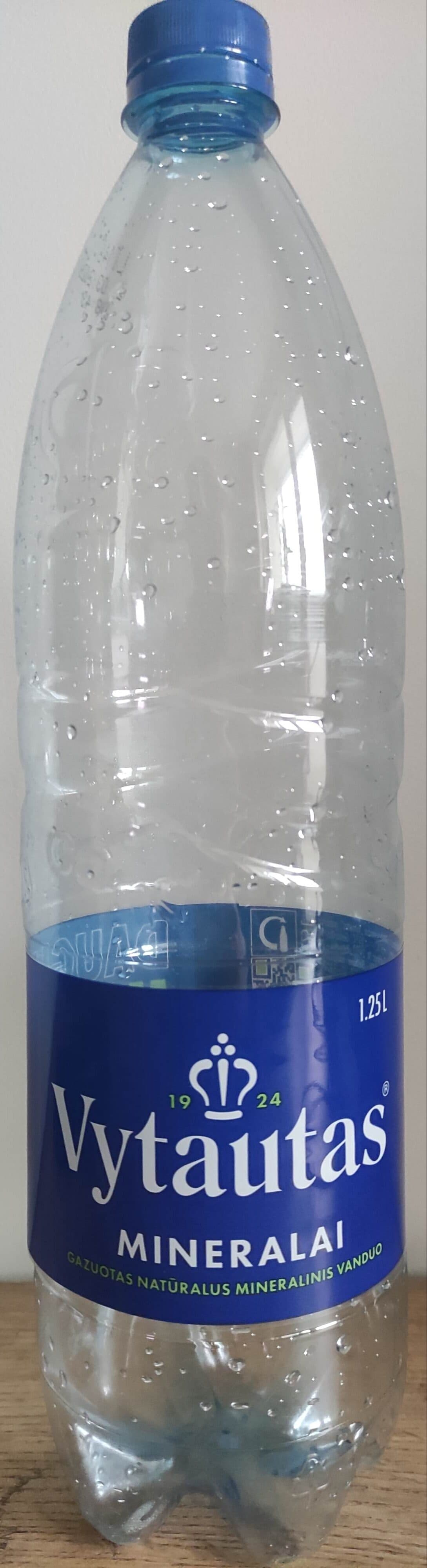 Vytautas Vytautas mineral water packshot