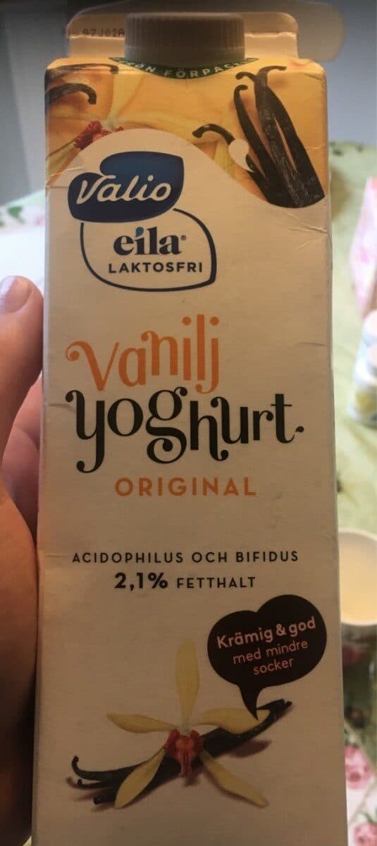 Valio Vanilj yoghurt packshot